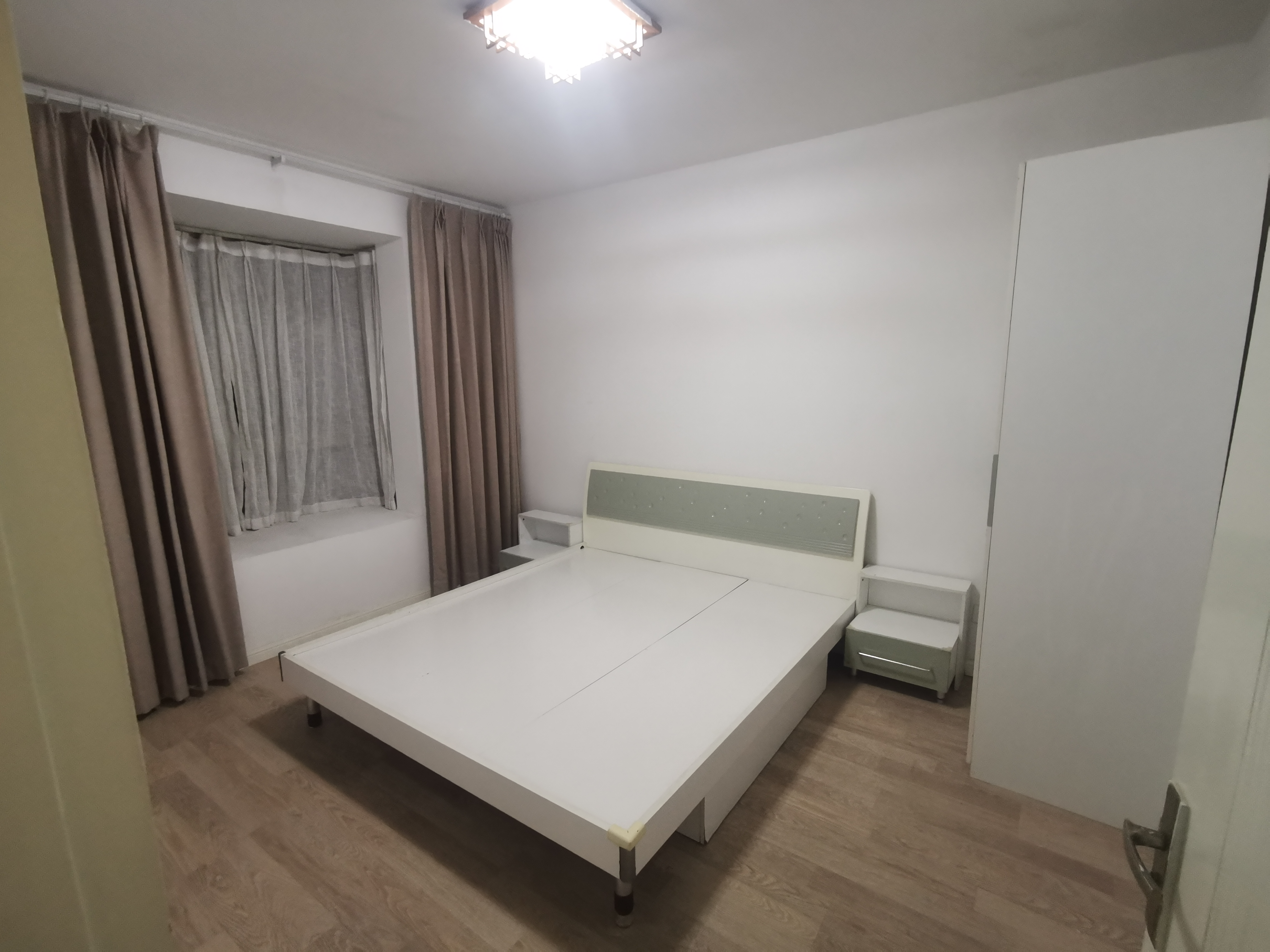 濠滨花园 2室2厅1卫 98.45m&sup2;