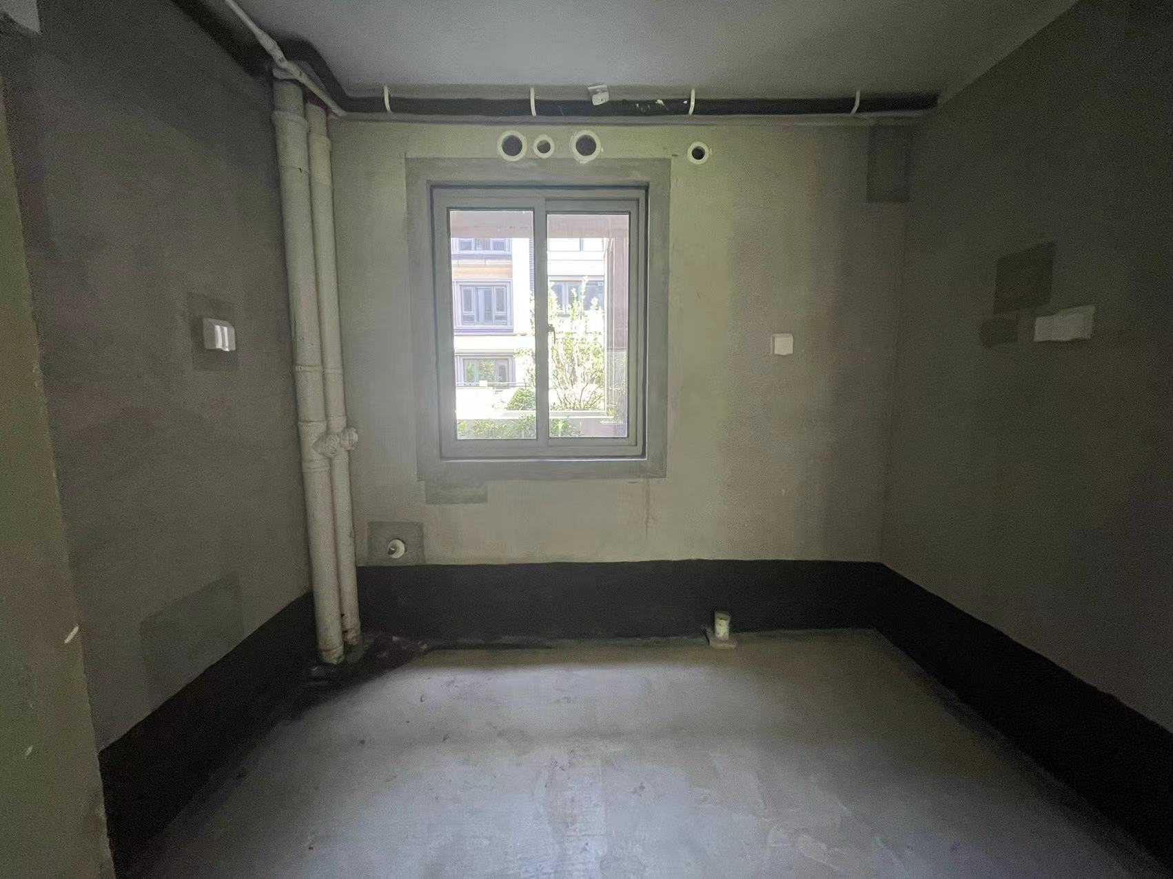澜庭序 4室2厅2卫 306.8m&sup2;