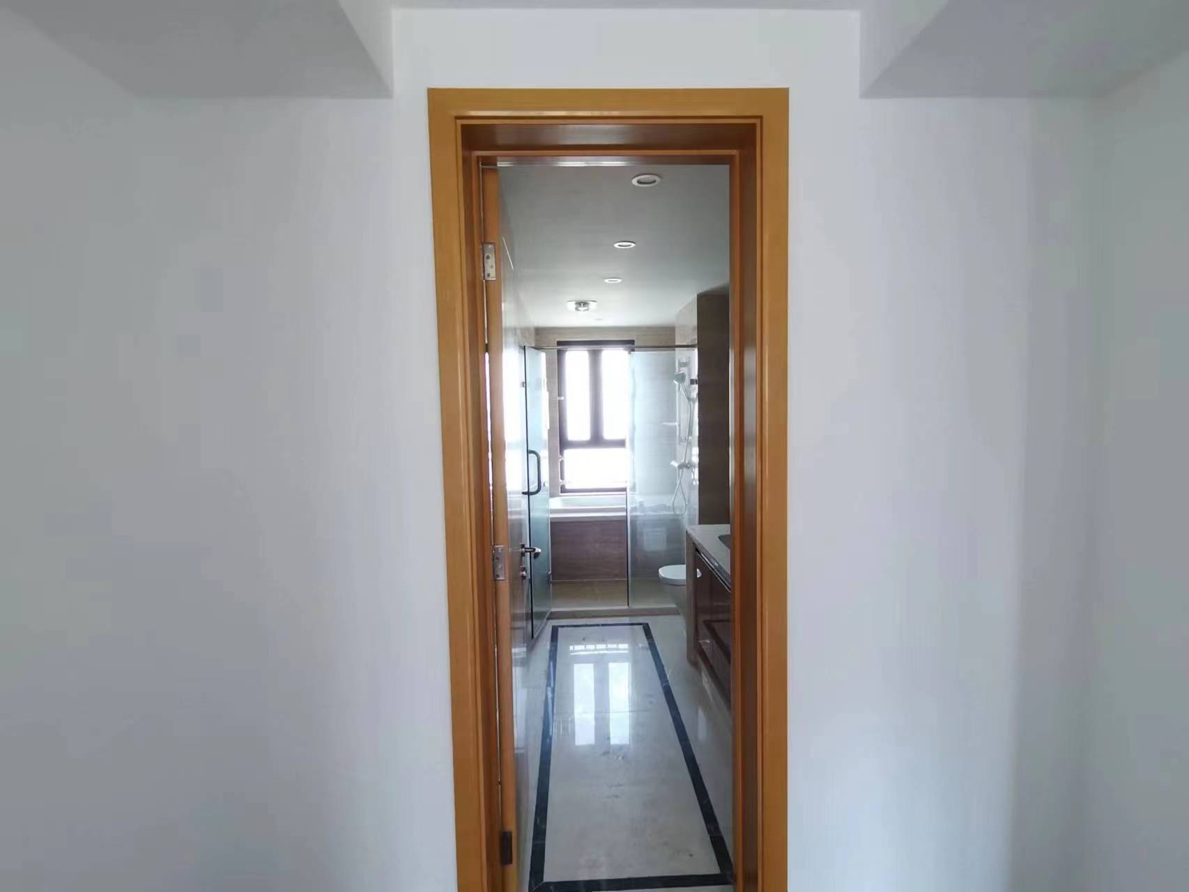 富力院士廷 4室2厅2卫 171m&sup2;