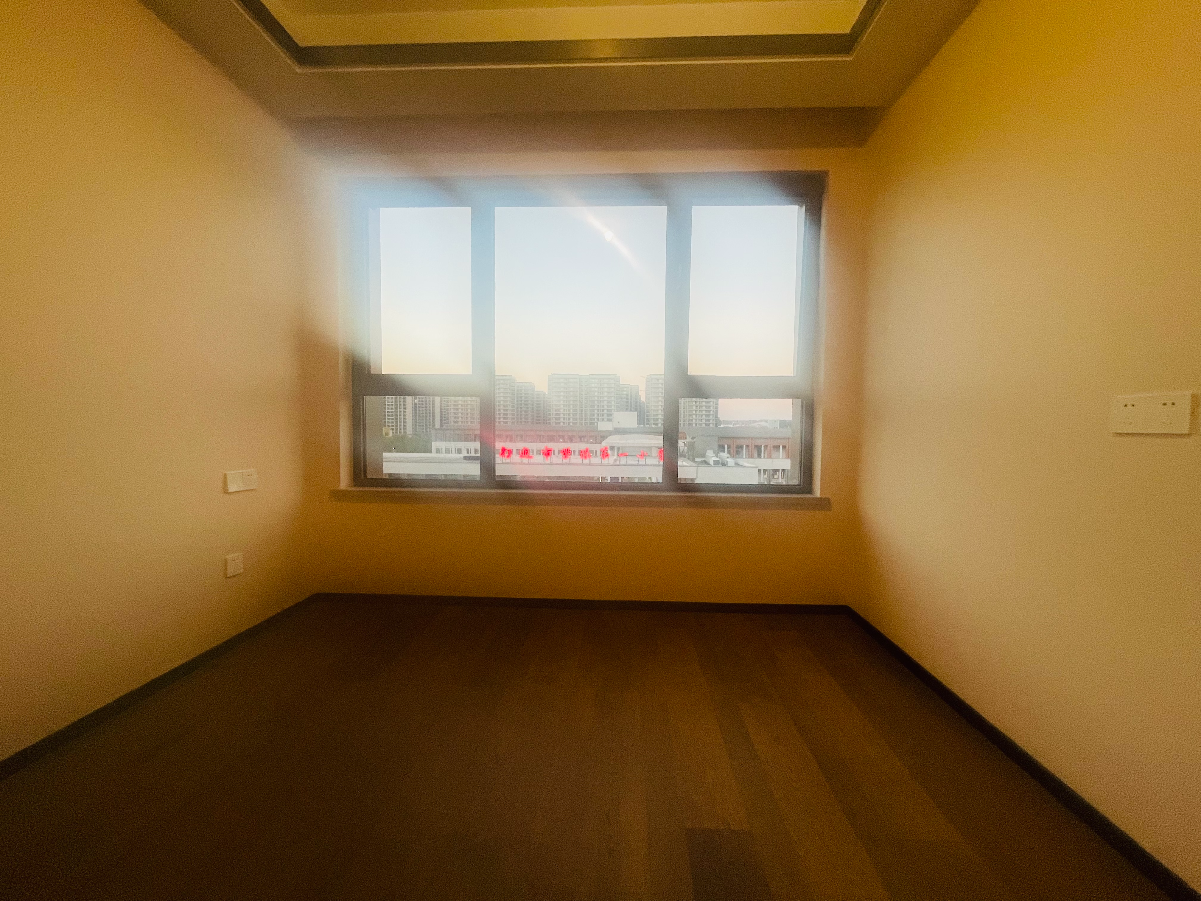 远创东樾 4室2厅2卫 155m&sup2;