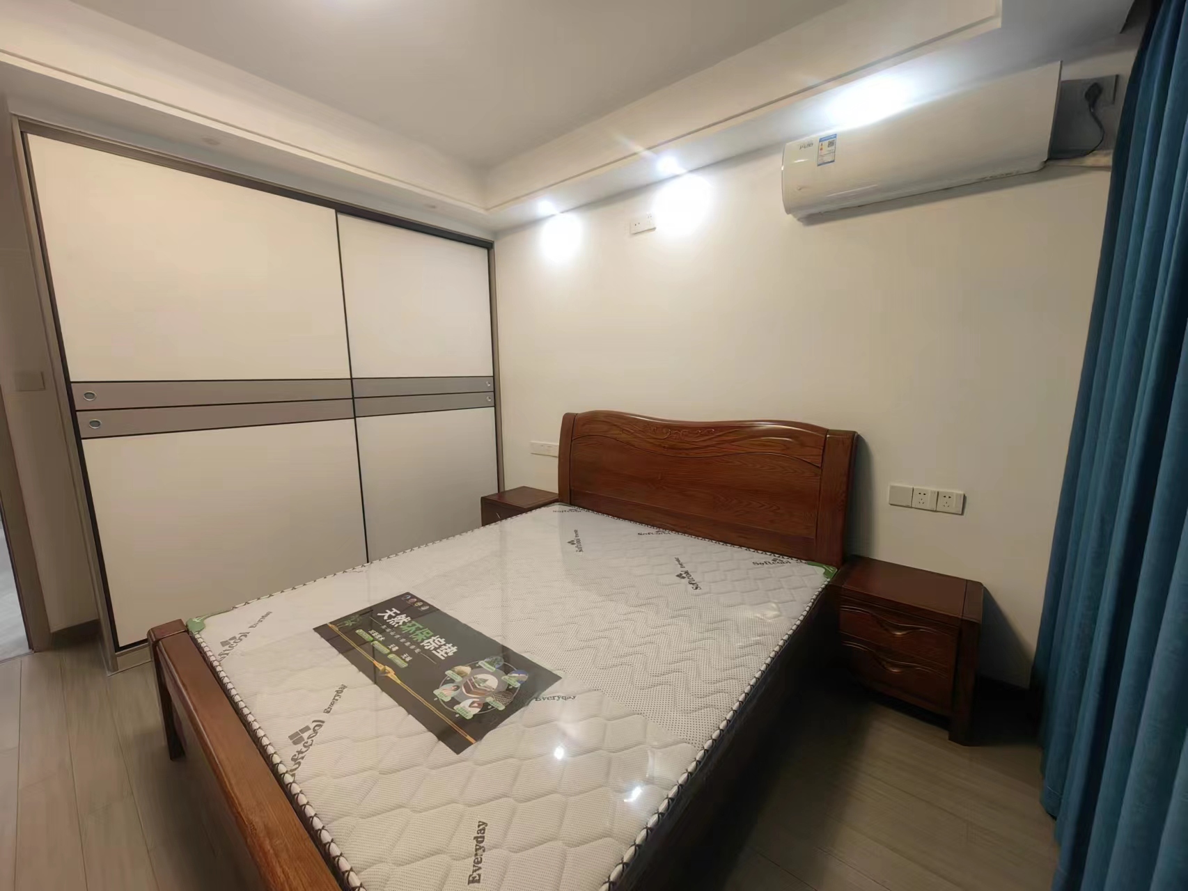 观河华府 2室2厅1卫 102m&sup2;