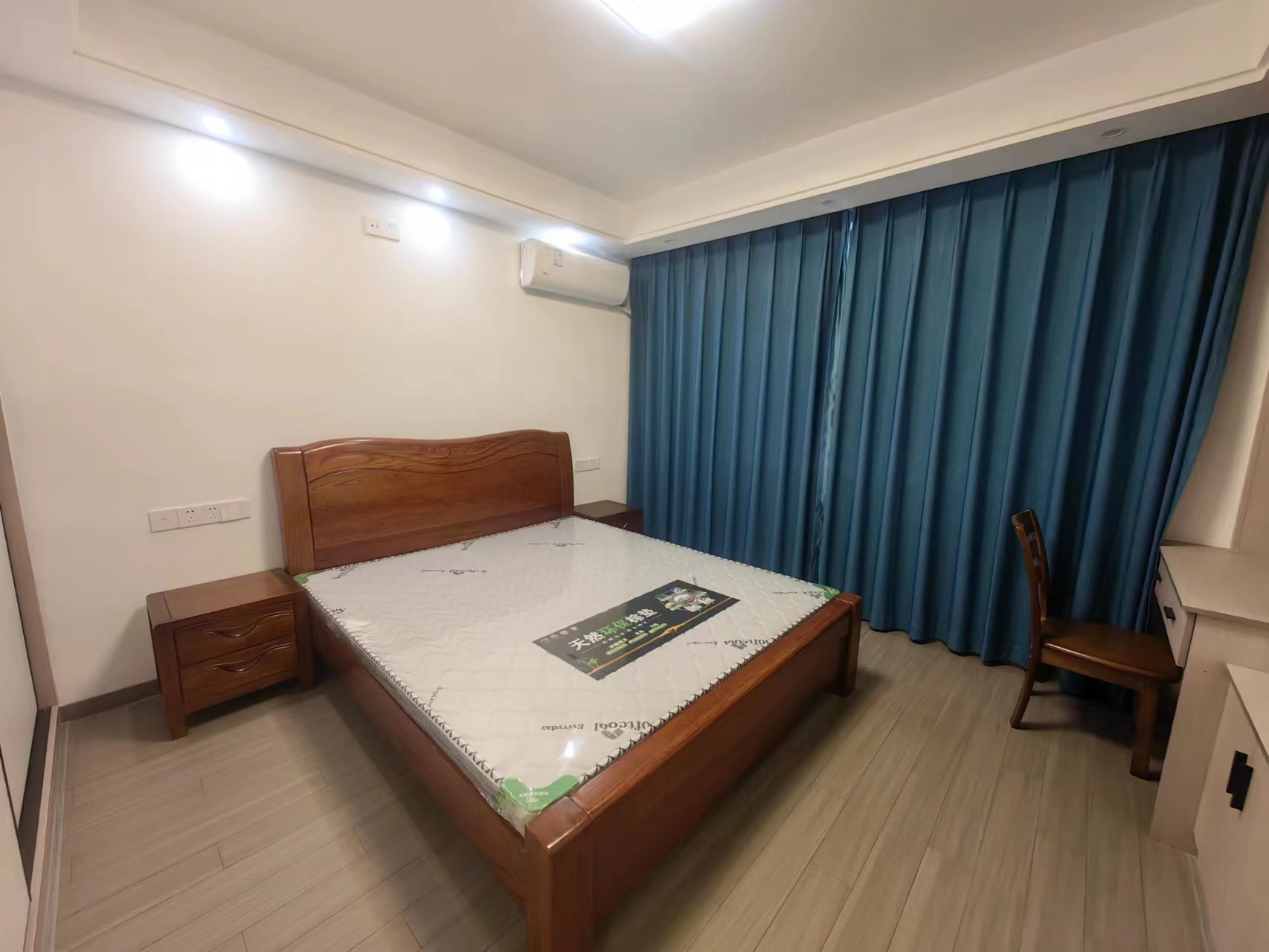 观河华府 2室2厅1卫 102m&sup2;