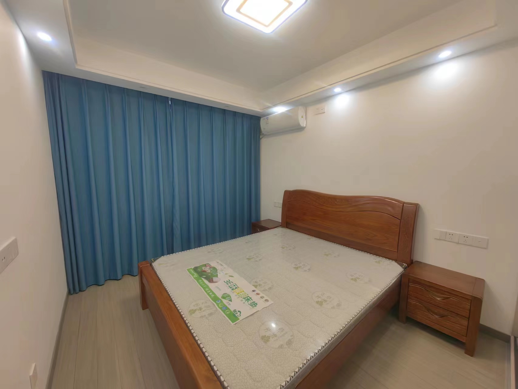 观河华府 2室2厅1卫 102m&sup2;