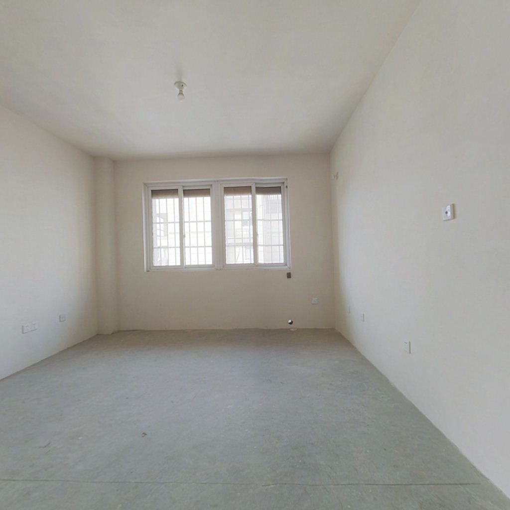 景明花苑 4室2厅1卫 94m&sup2;