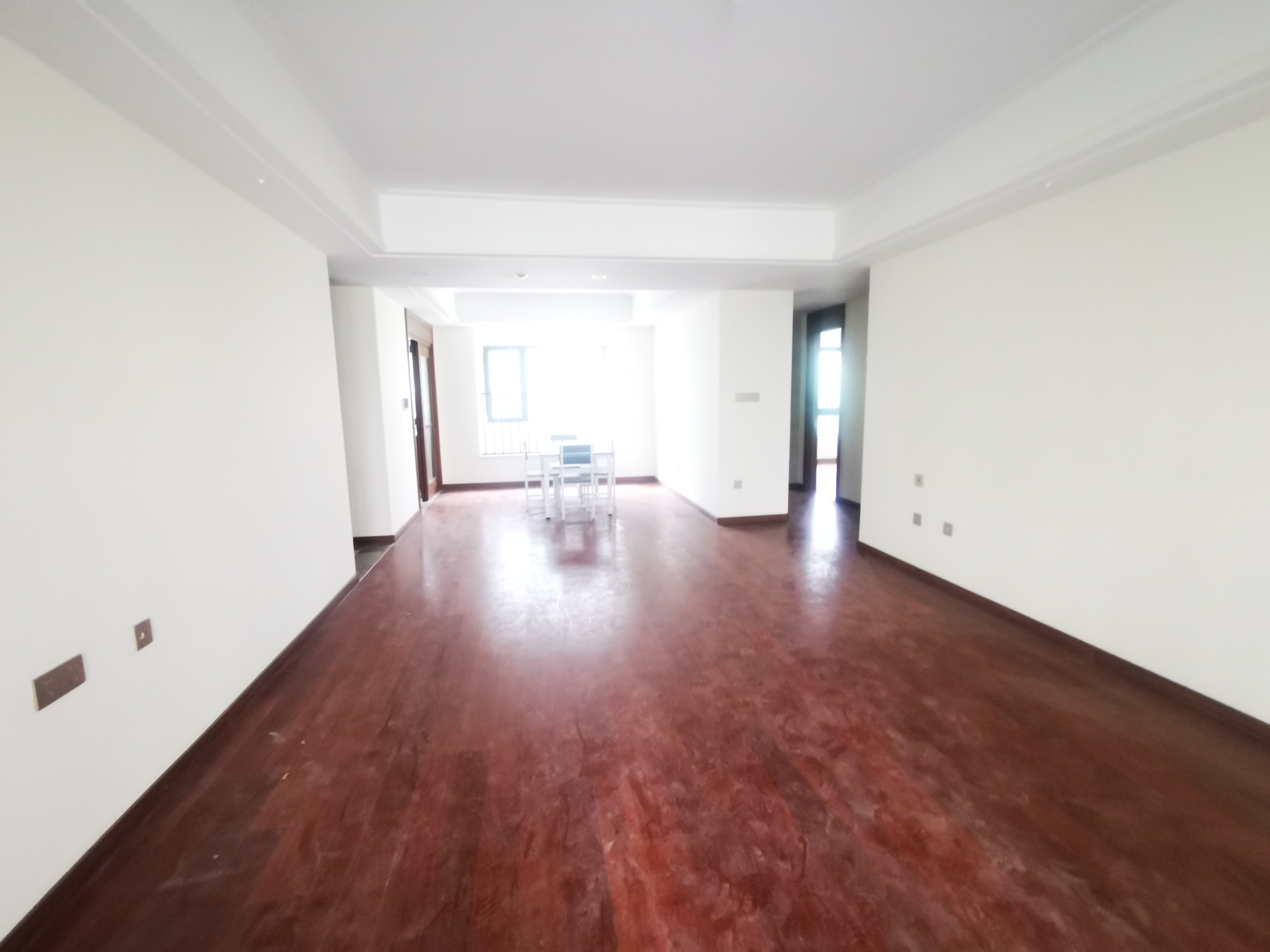 中南万科大都会 3室2厅2卫 139m&sup2;