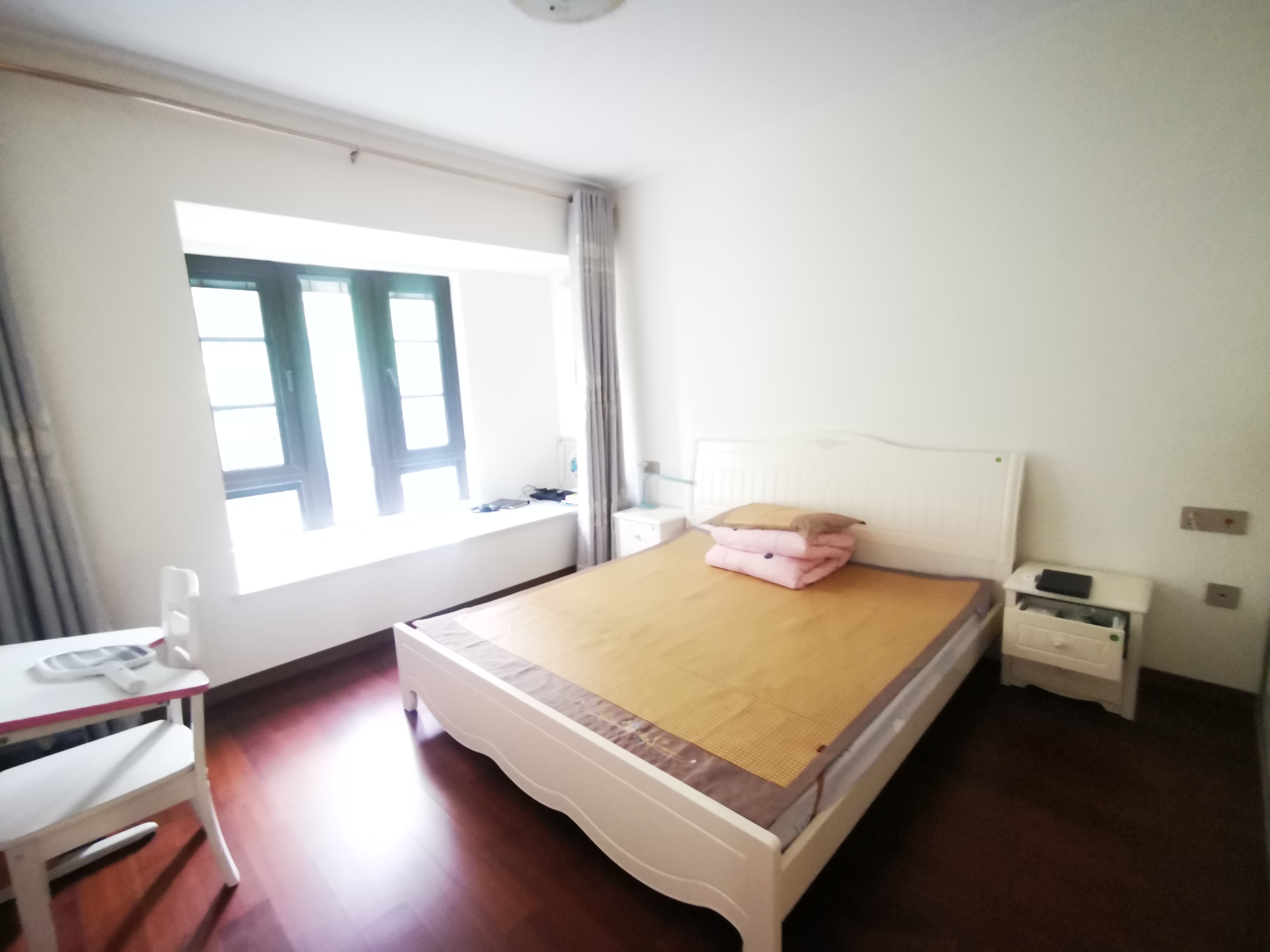 中南万科大都会 3室2厅2卫 136.00m&sup2;