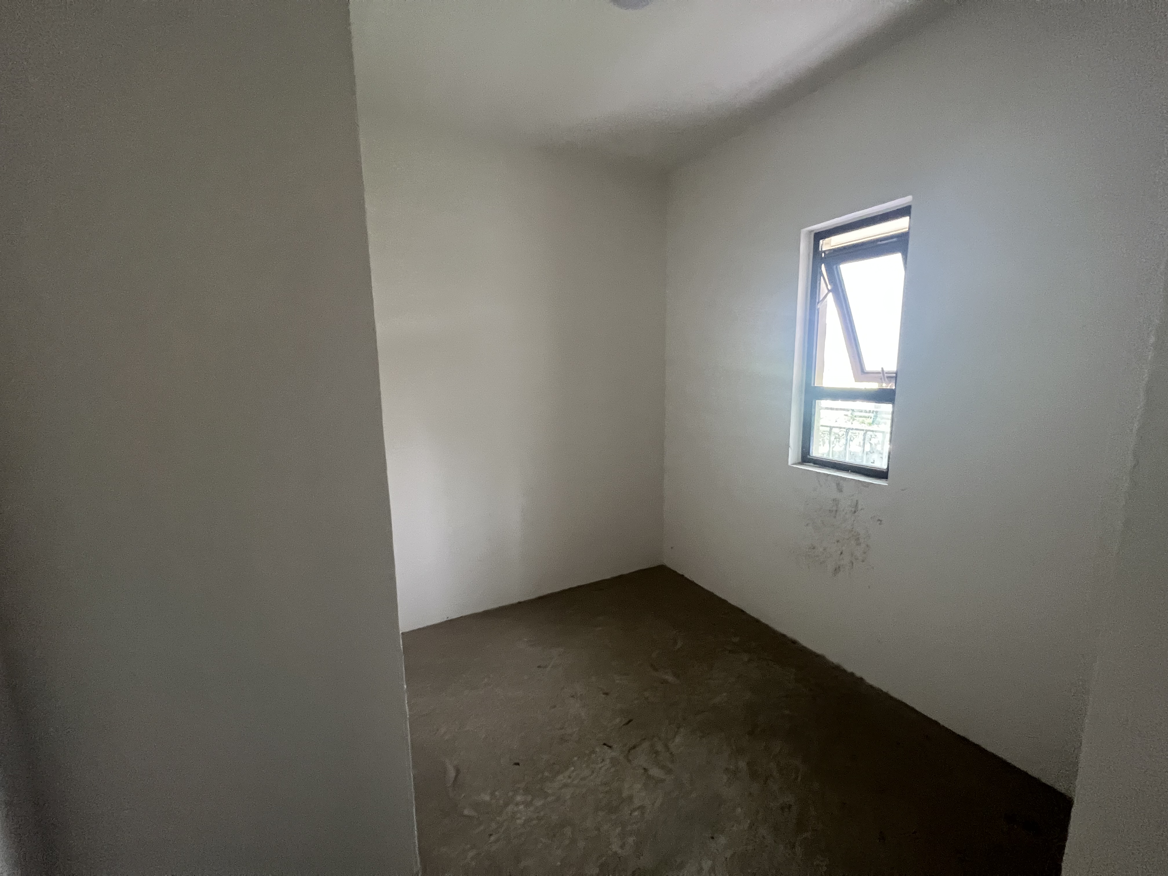 中南君悦府 4室2厅2卫 129m&sup2;