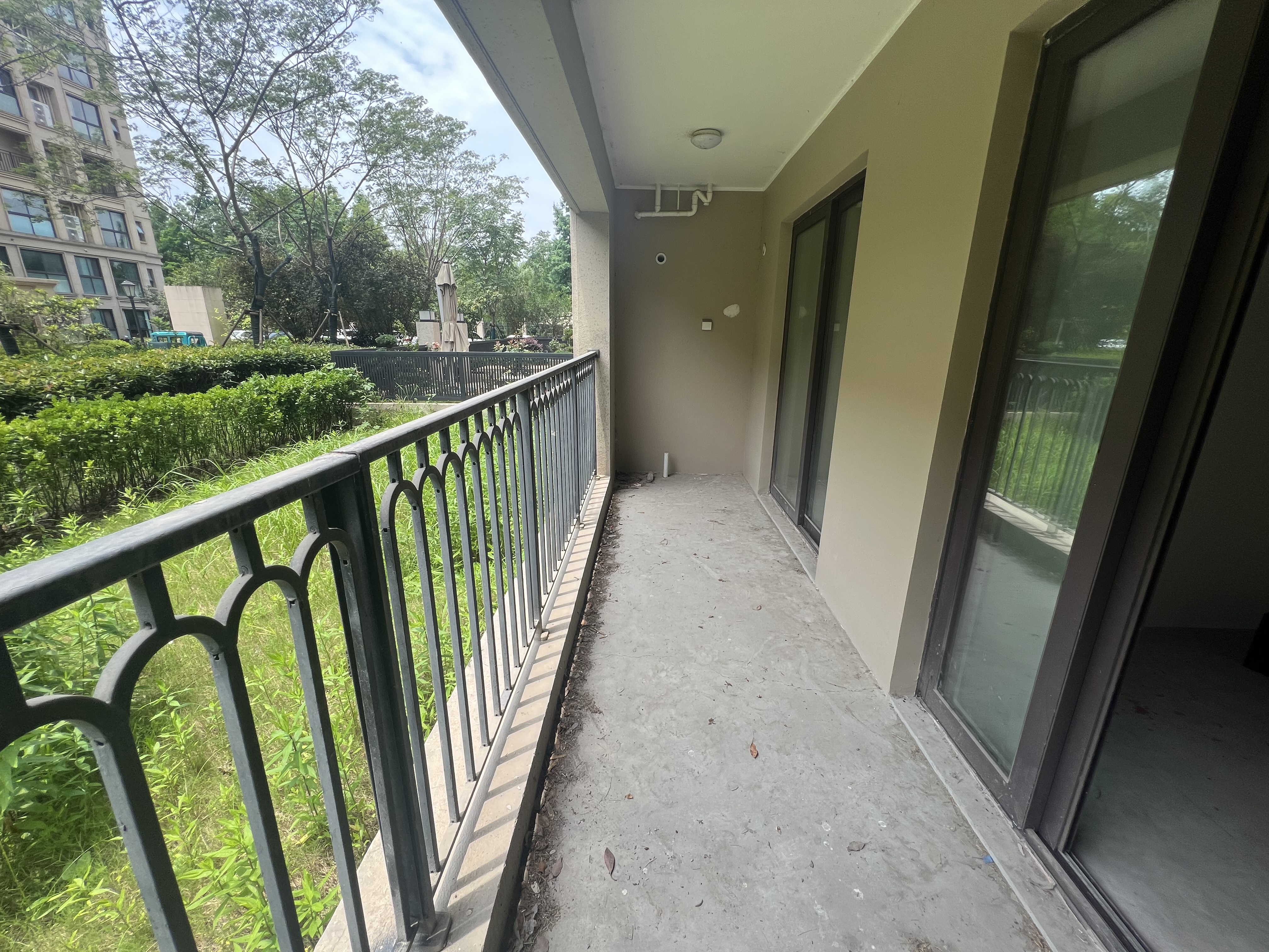 中南君悦府 4室2厅2卫 129m&sup2;
