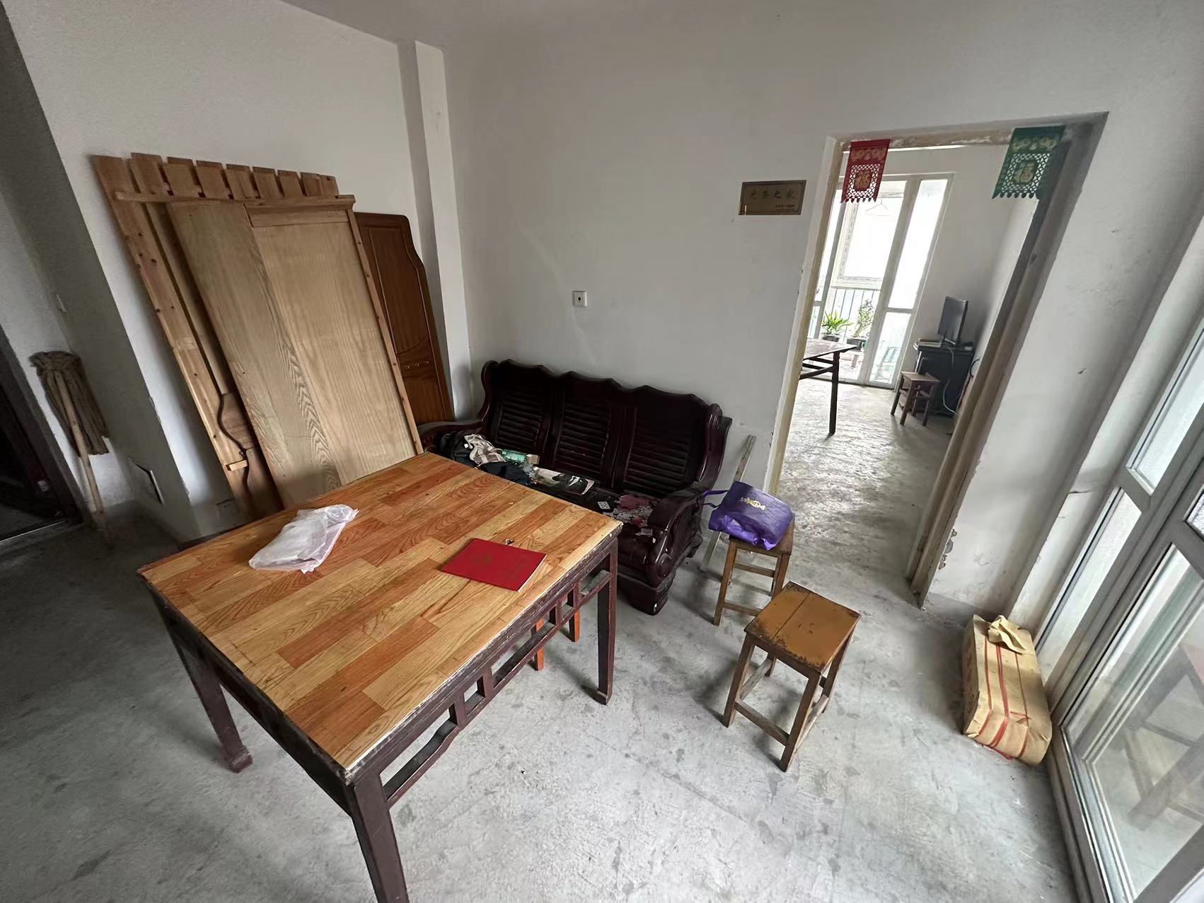 颐景苑 1室1厅1卫 73m&sup2;