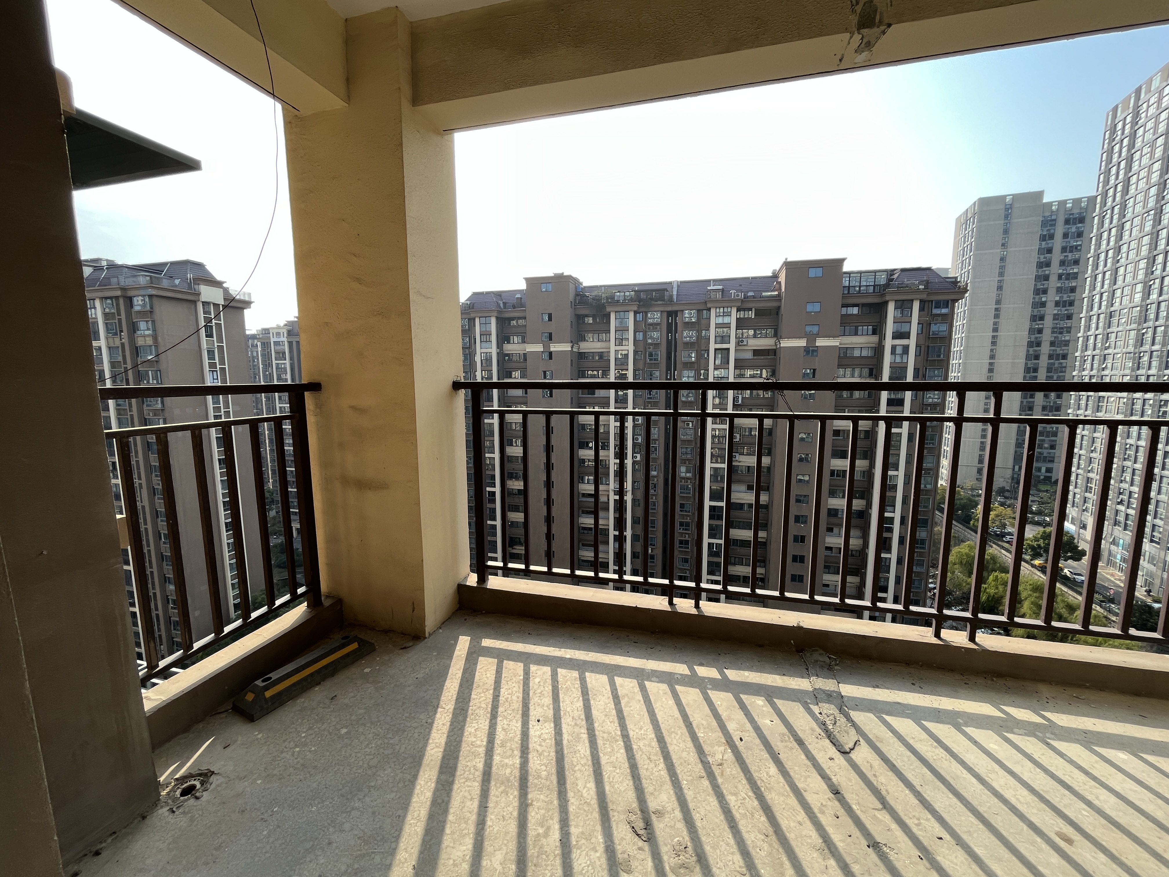 尚海城 3室2厅2卫 135.00m&sup2;
