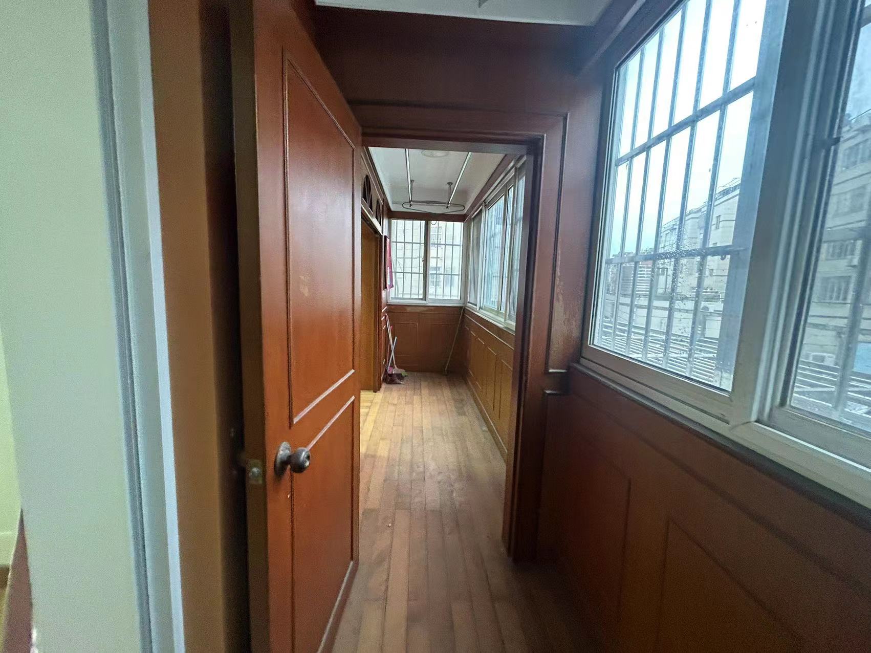 鸿运城市花苑 3室2厅1卫 127m&sup2;
