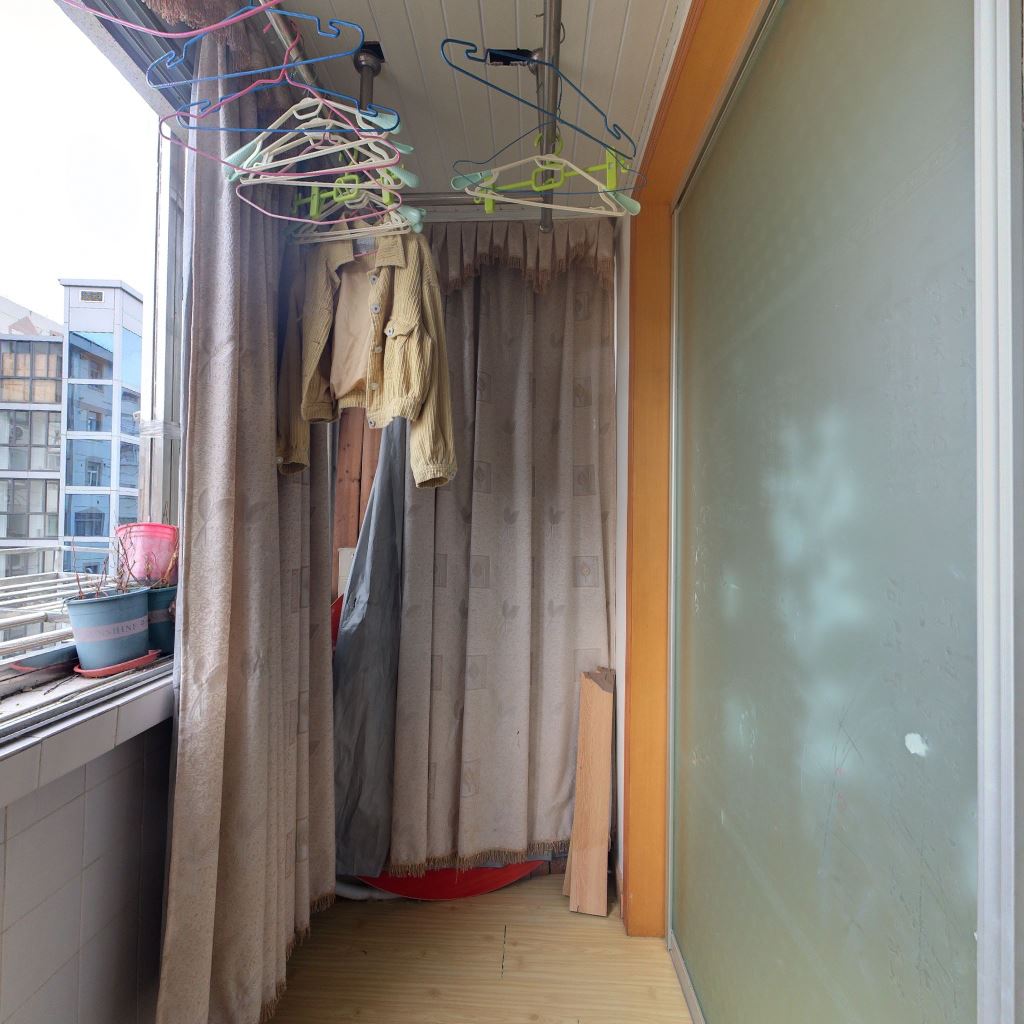 城港新村东区 2室1厅1卫 65.00m&sup2;