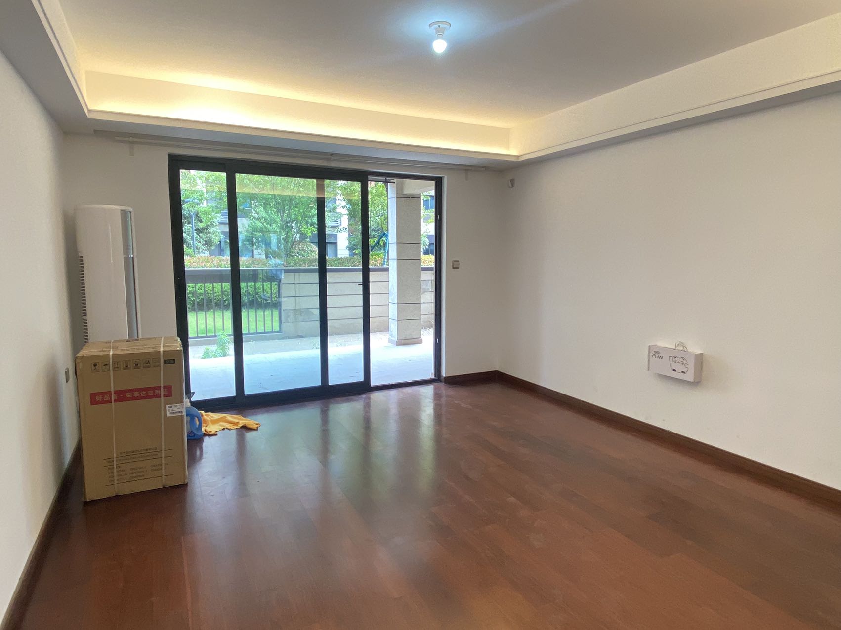 万科白鹭郡 3室2厅2卫 120m&sup2;