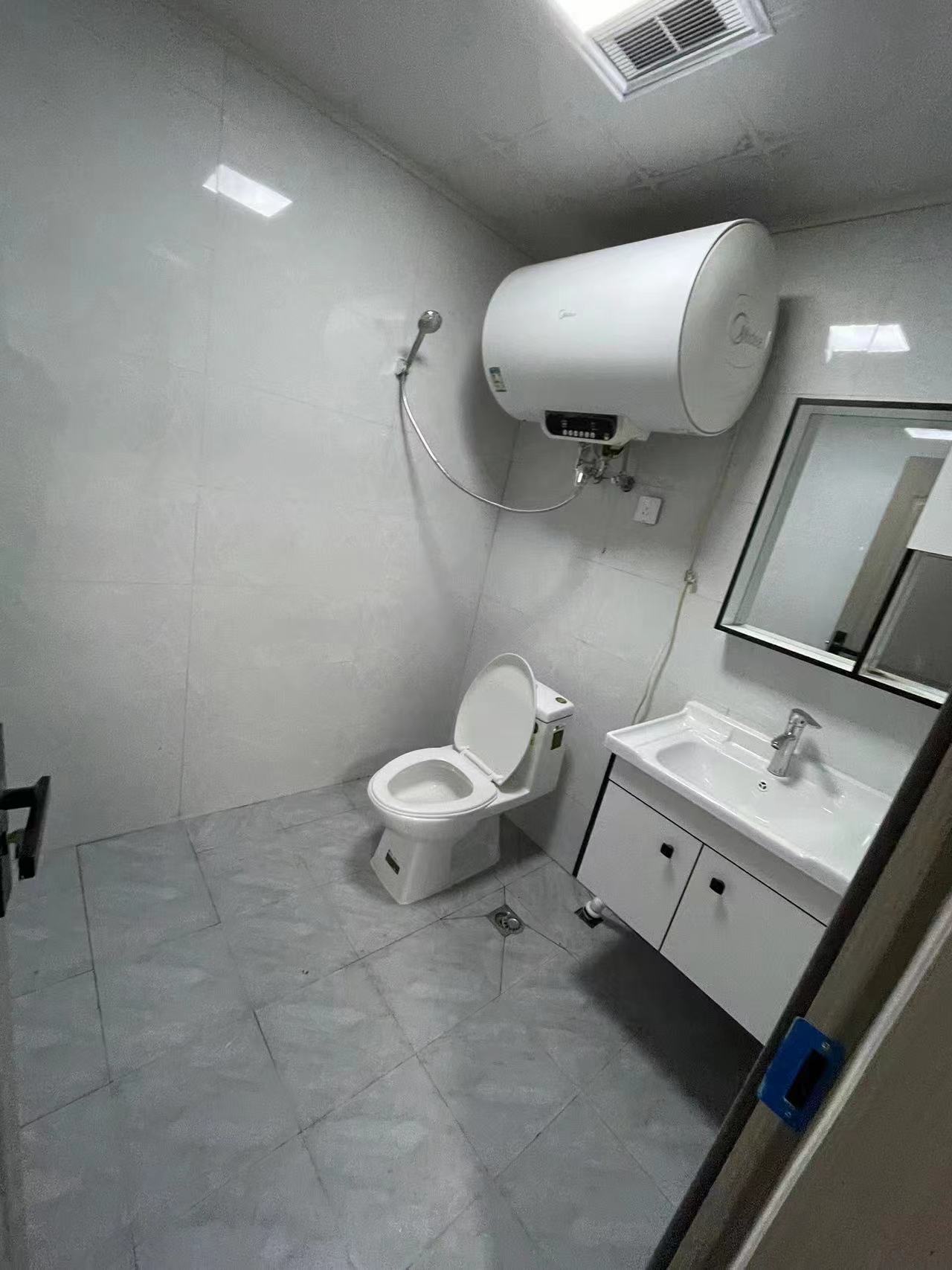 新港花苑 1室1厅1卫 45m&sup2;