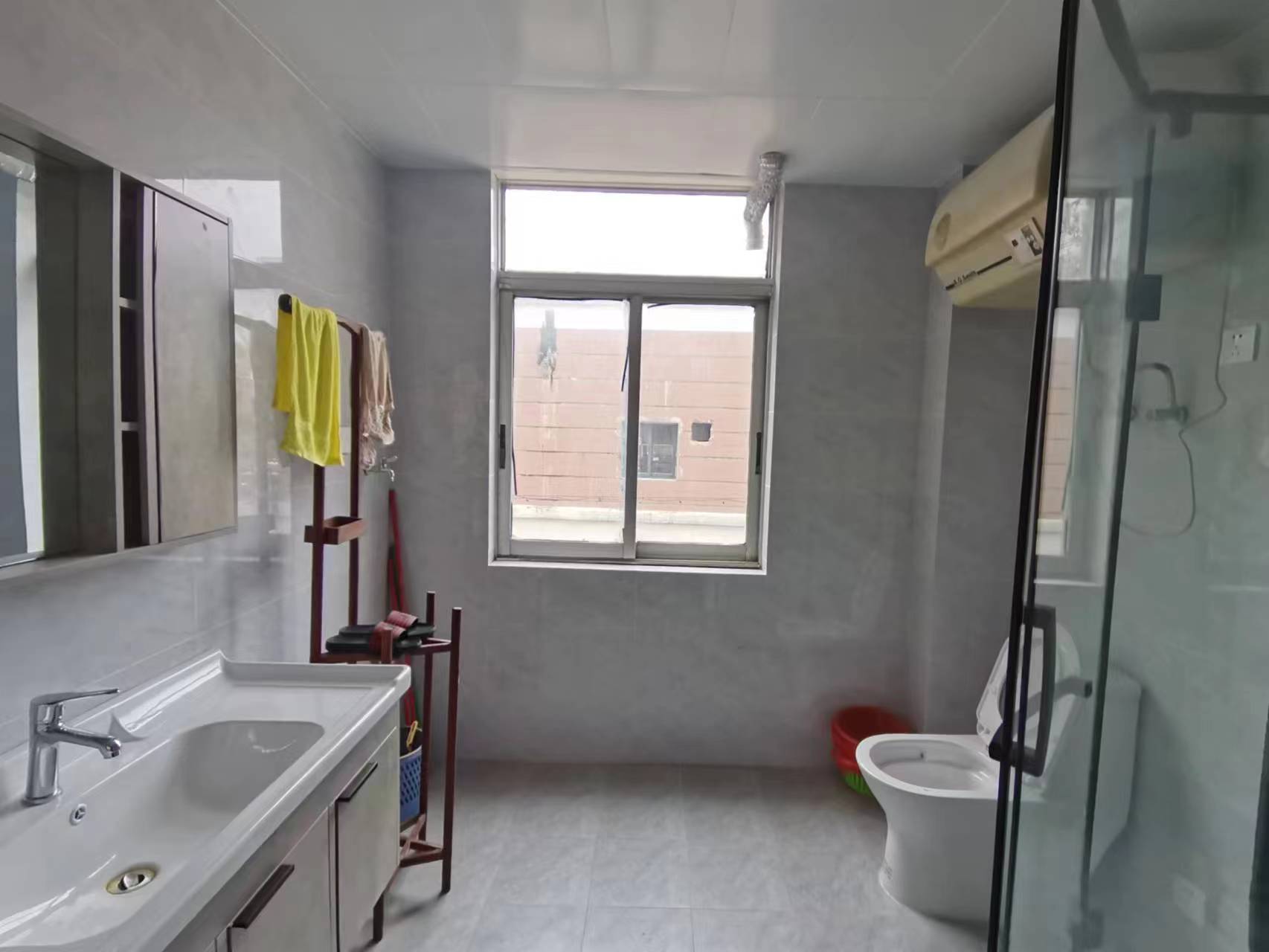 师范桥新村 3室2厅1卫 130m&sup2;