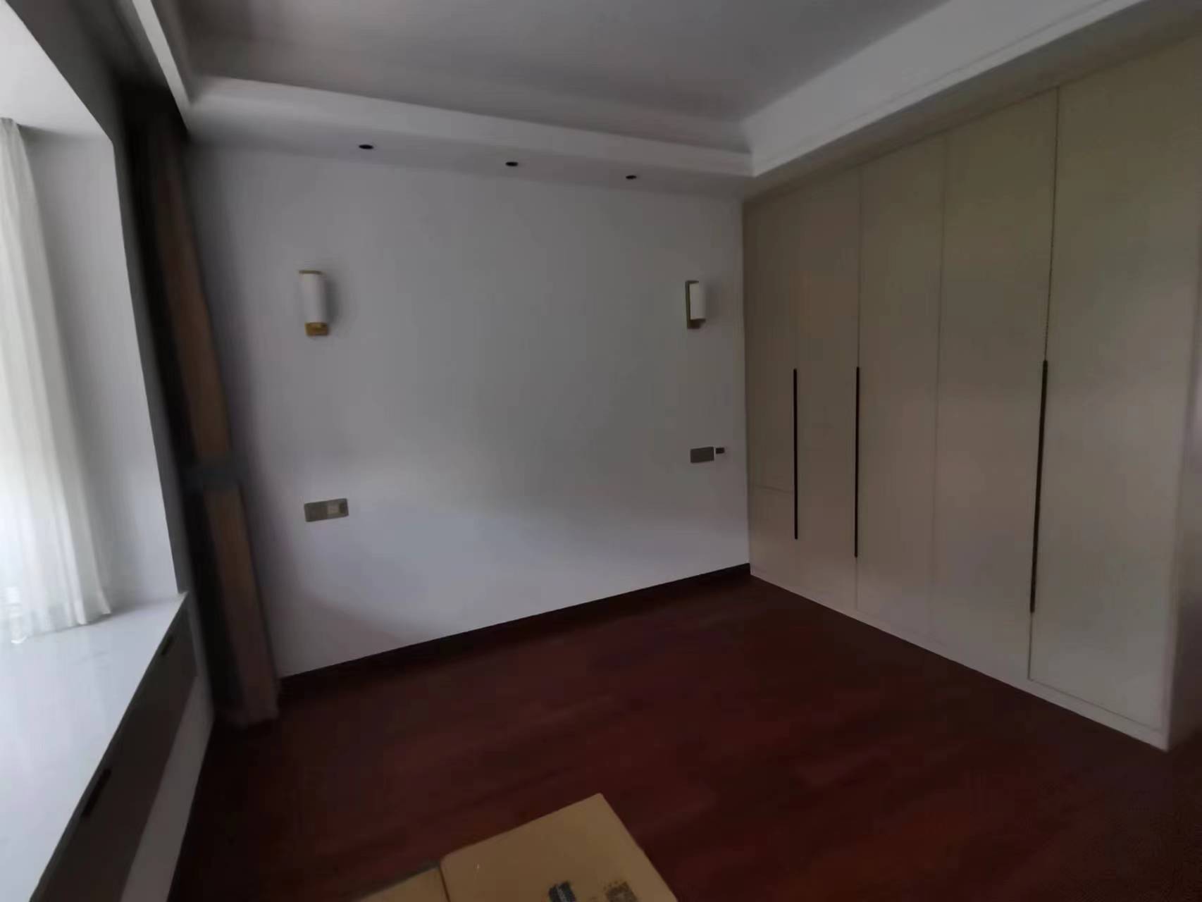 佳源都市 3室2厅2卫 129.00m&sup2;