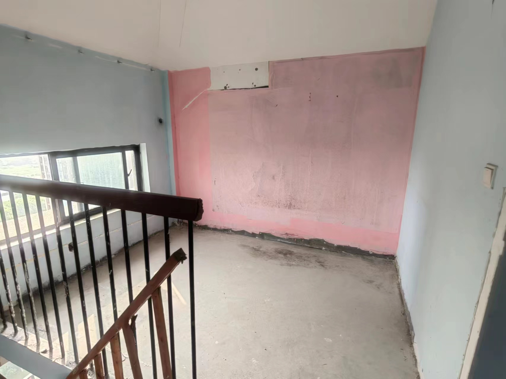 外滩花苑 4室2厅1卫 96m&sup2;