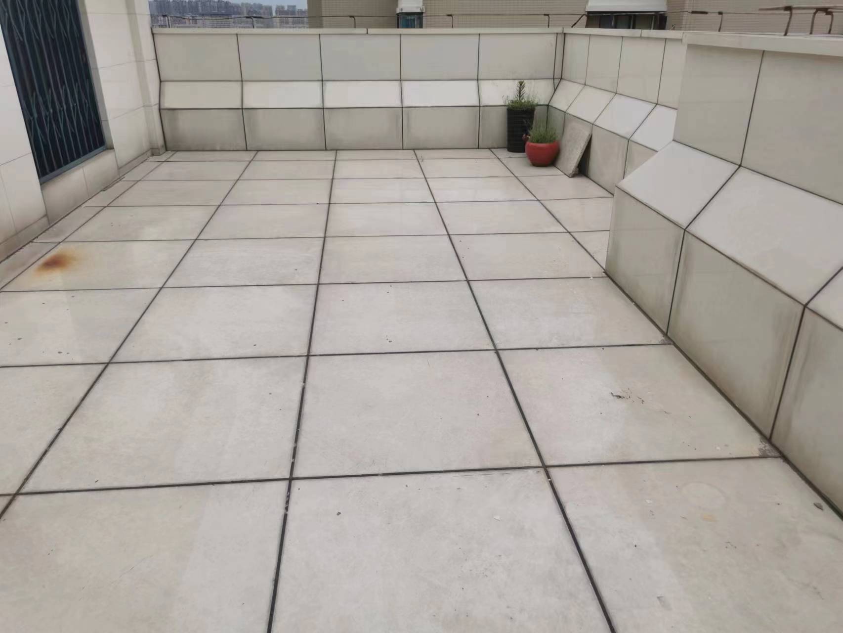 凤凰莱茵苑 5室2厅3卫 177.54m&sup2;