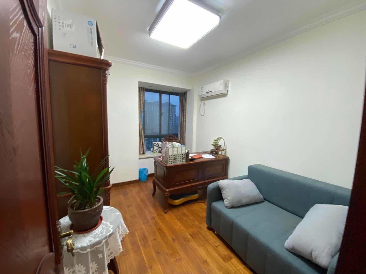 金色城品 3室2厅1卫 115.00m&sup2;