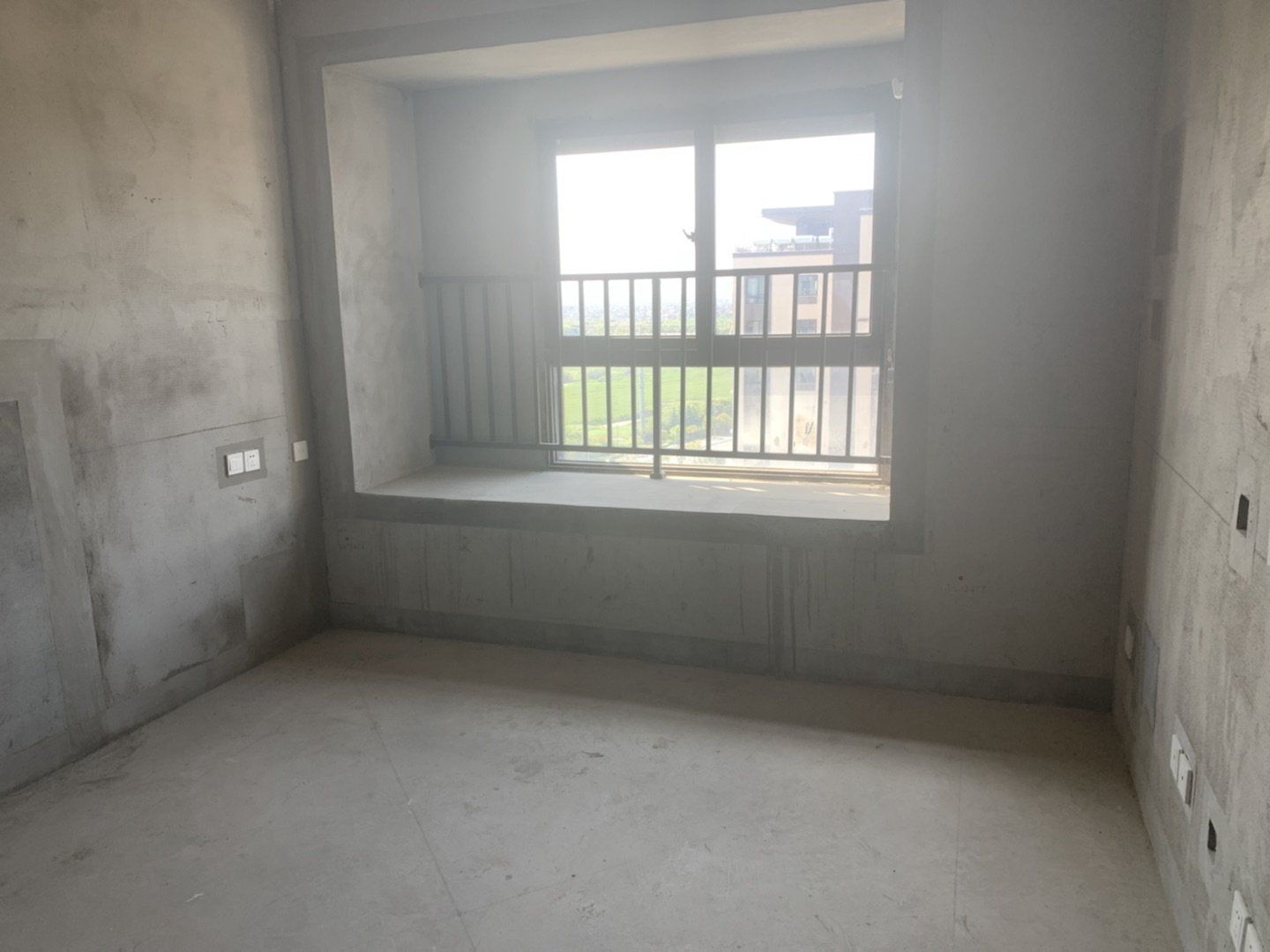 观澜台 3室2厅2卫 120m&sup2;