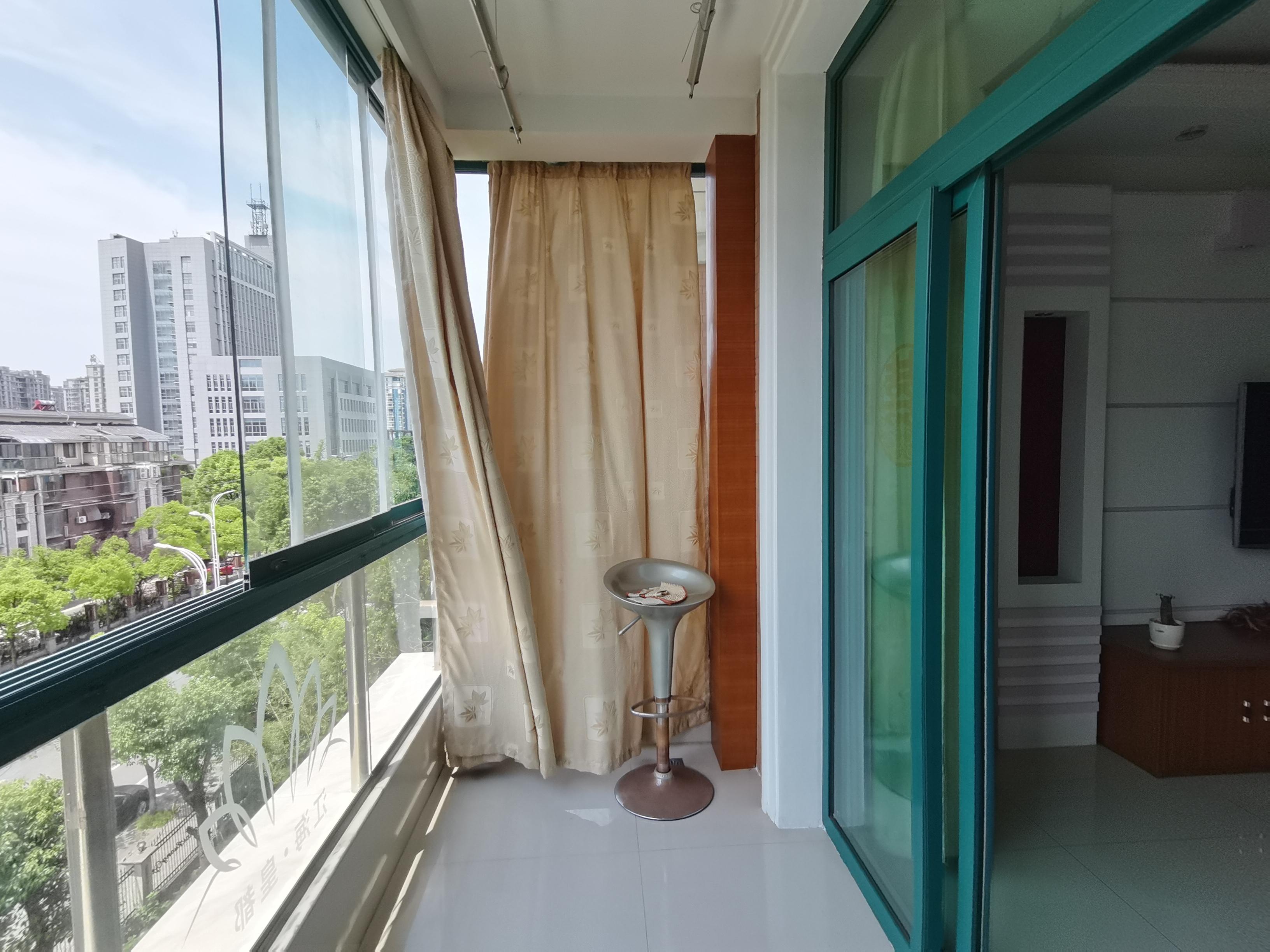江海皇都私家花园 3室2厅1卫 122m&sup2;