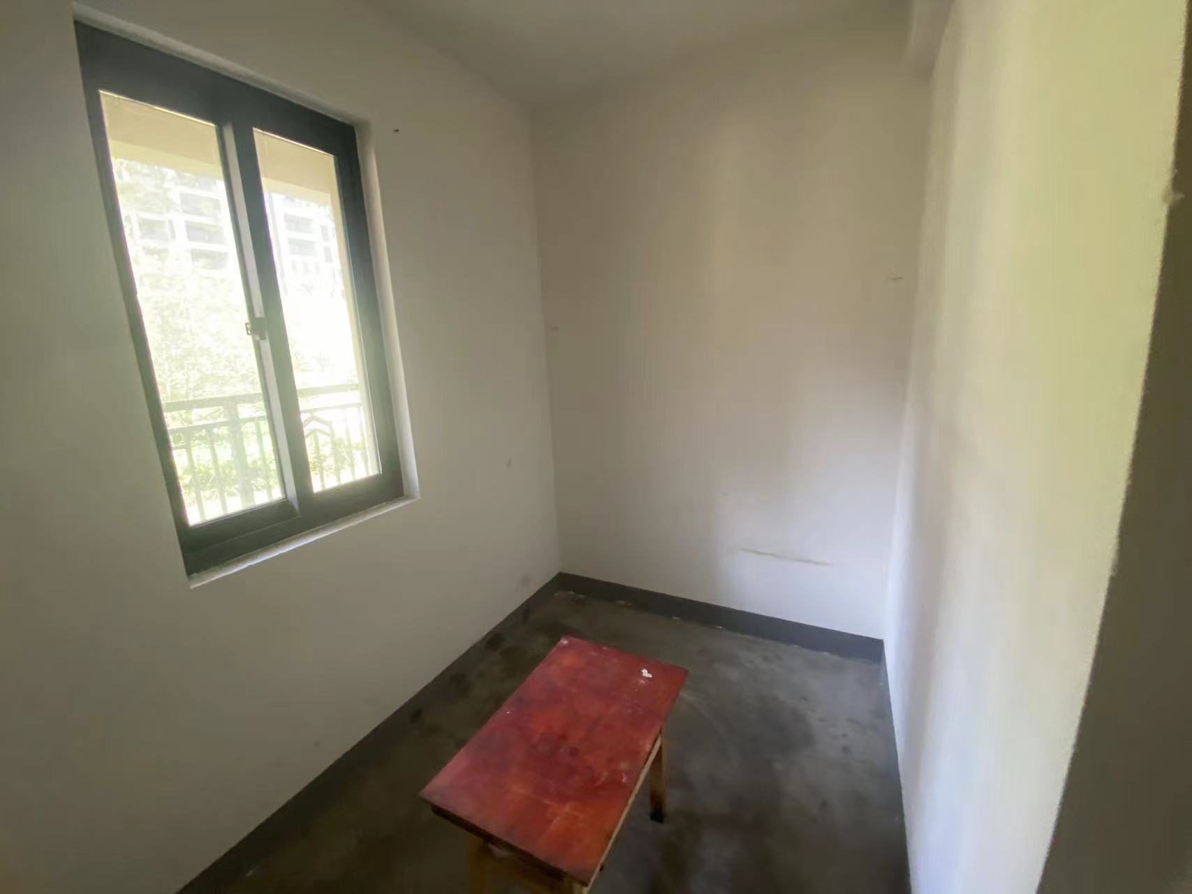 招商新城雍景湾 4室2厅2卫 139m²