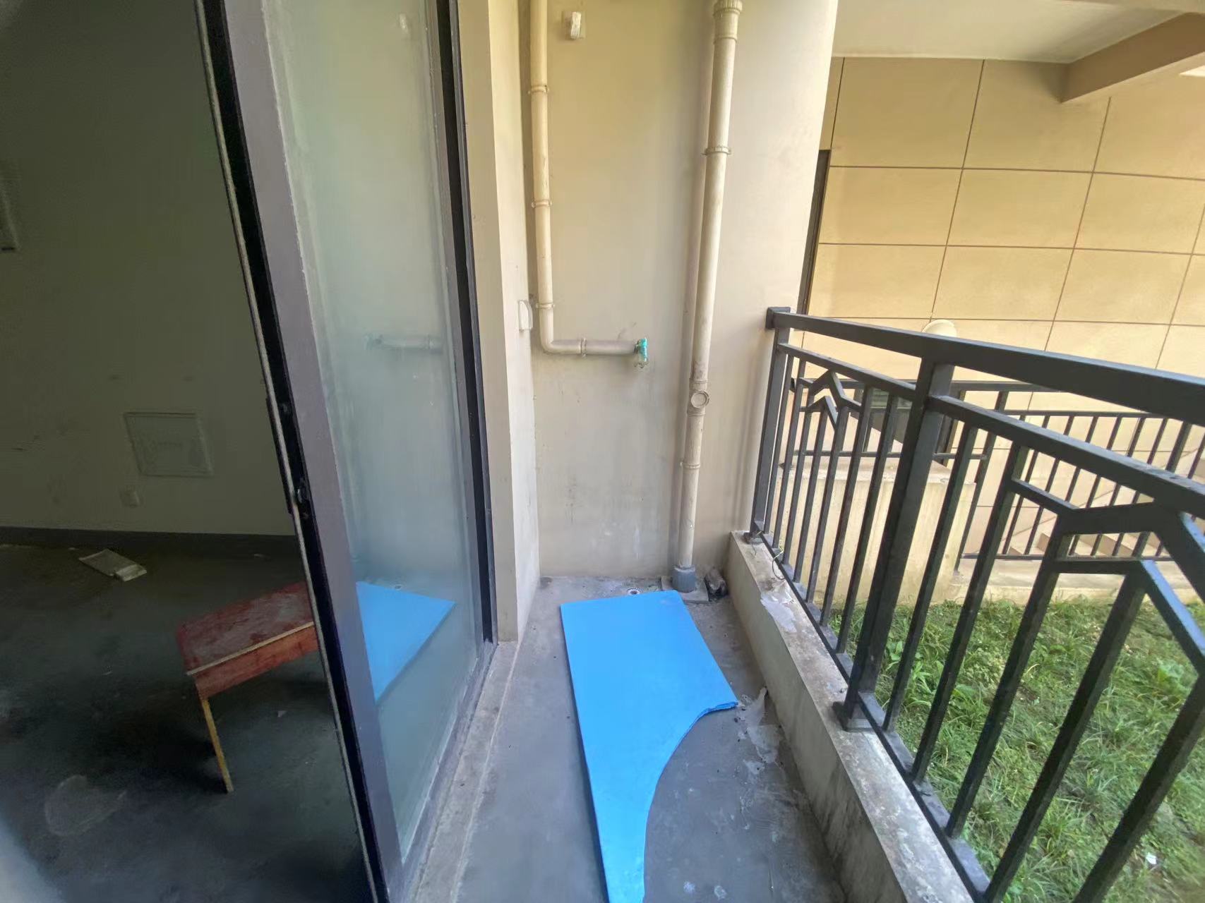 招商新城雍景湾 4室2厅2卫 139m²