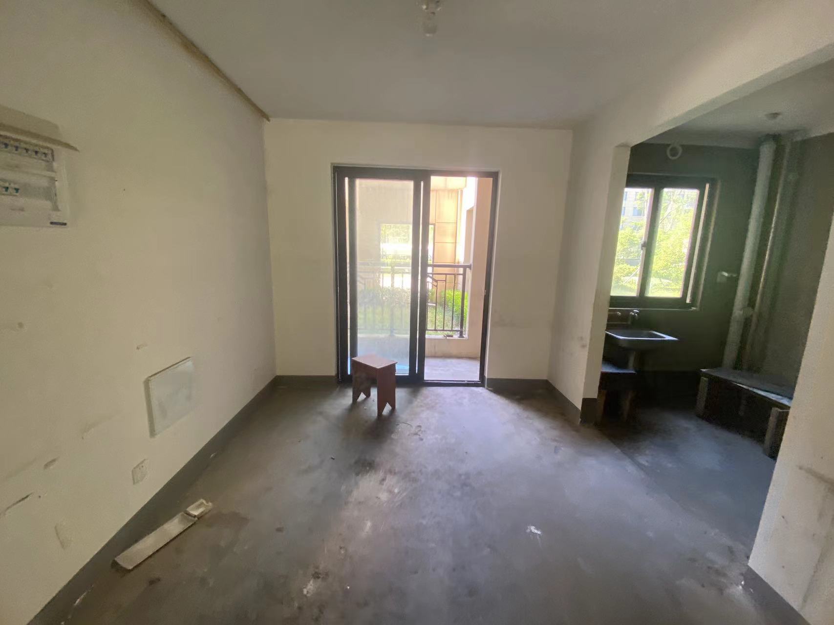 招商新城雍景湾 4室2厅2卫 139m²