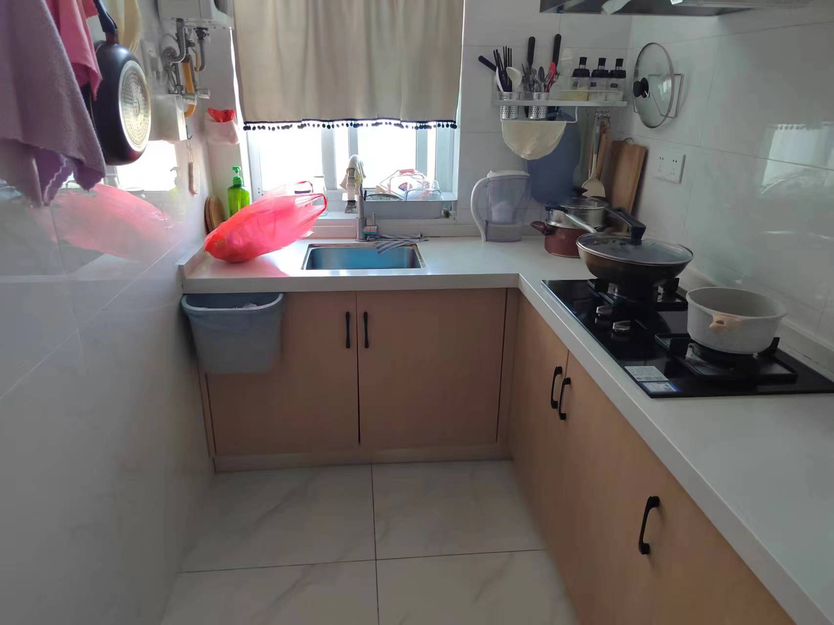 光明东村三期 2室1厅1卫 70.00m&sup2;