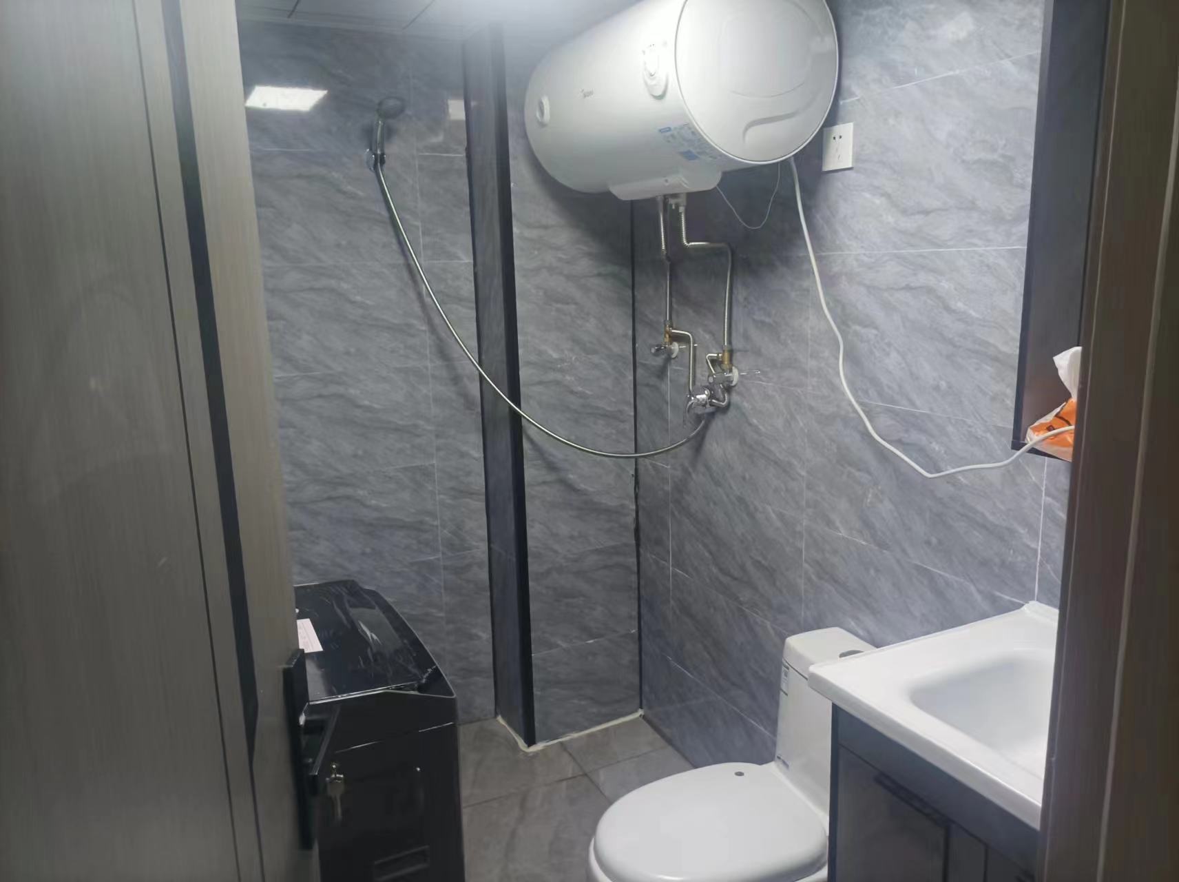 同和嘉苑东区 3室2厅1卫 134.00m&sup2;
