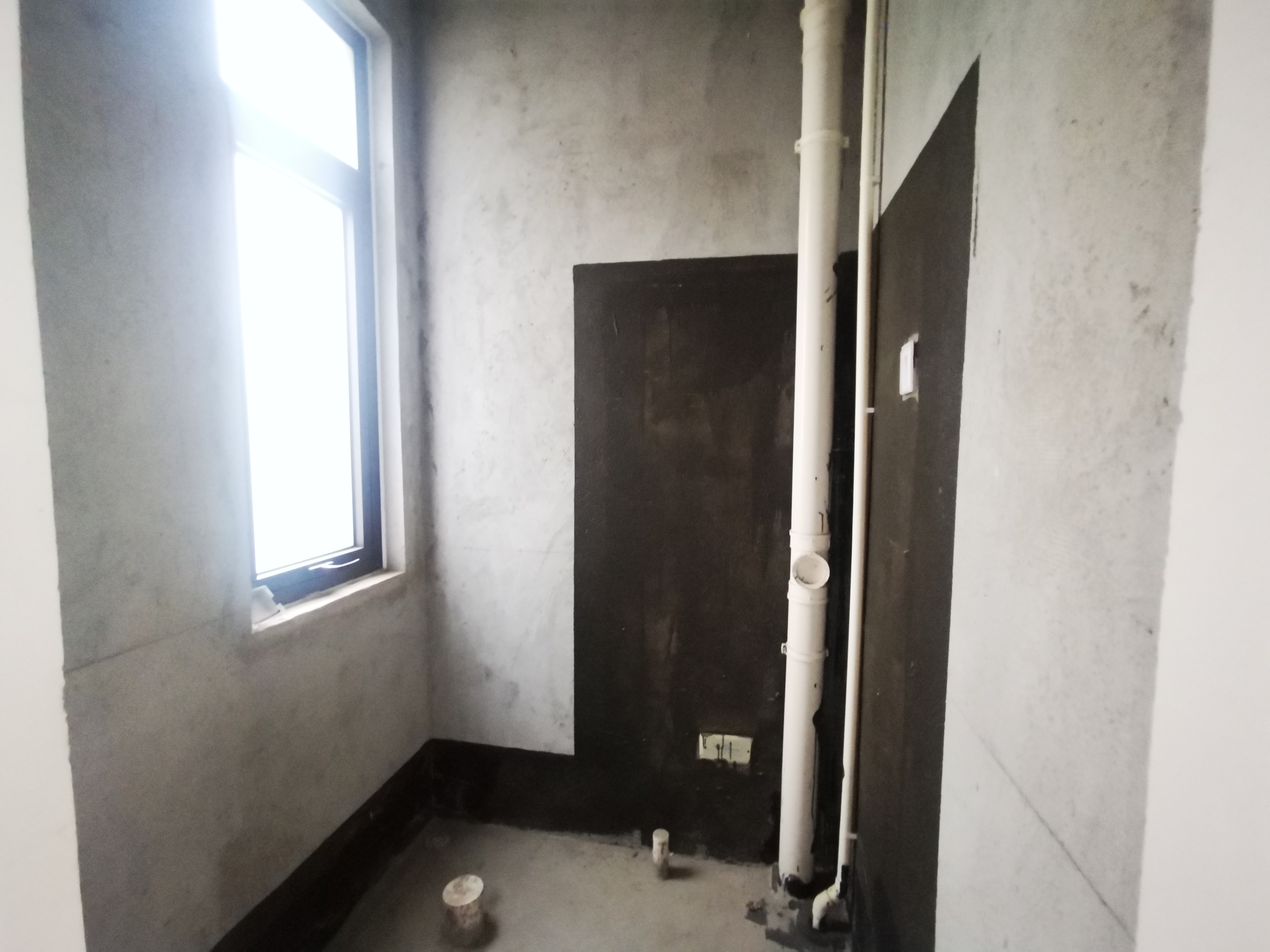 德庆苑 4室2厅3卫 200m²