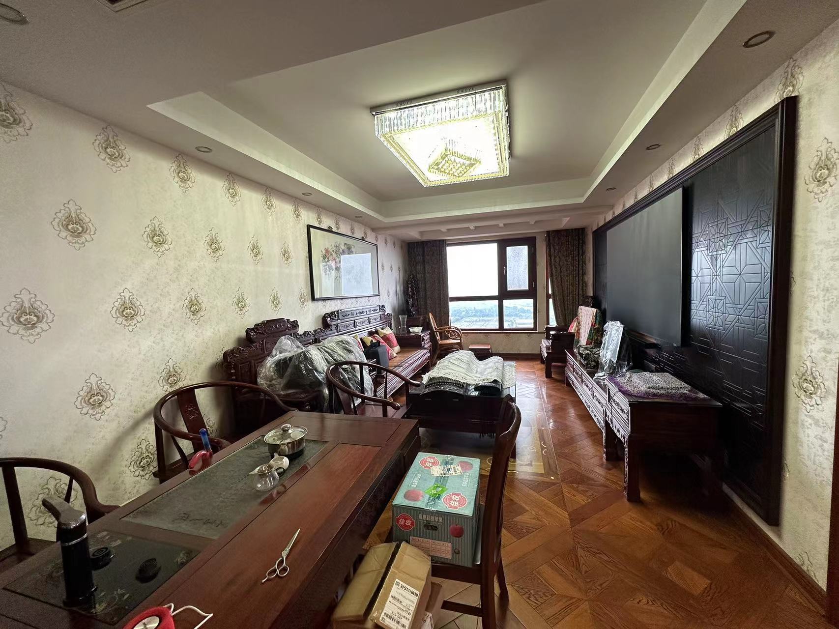 万濠星城 4室2厅2卫 210.00m&sup2;