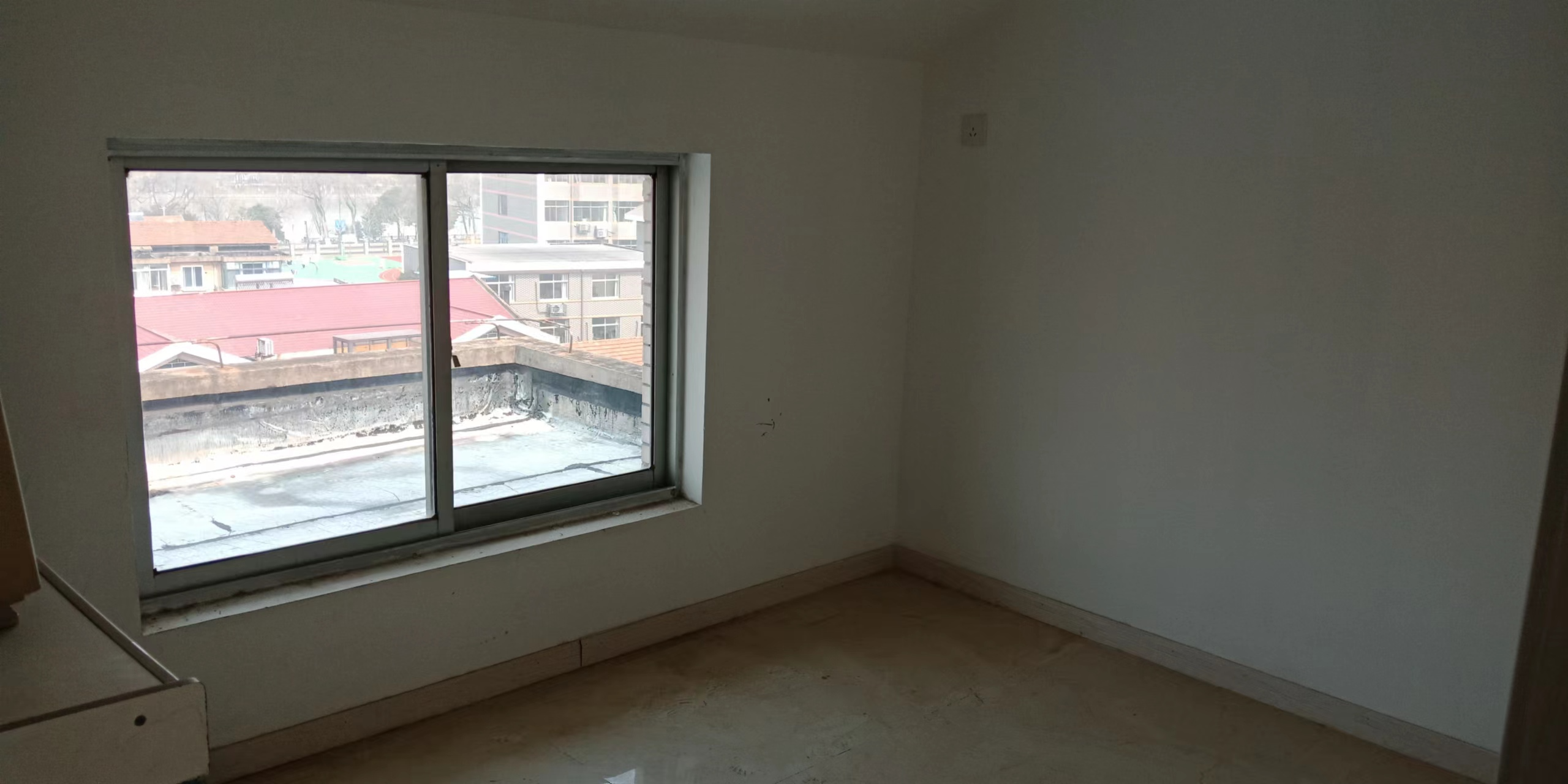 富贵北园 3室2厅2卫 126m&sup2;