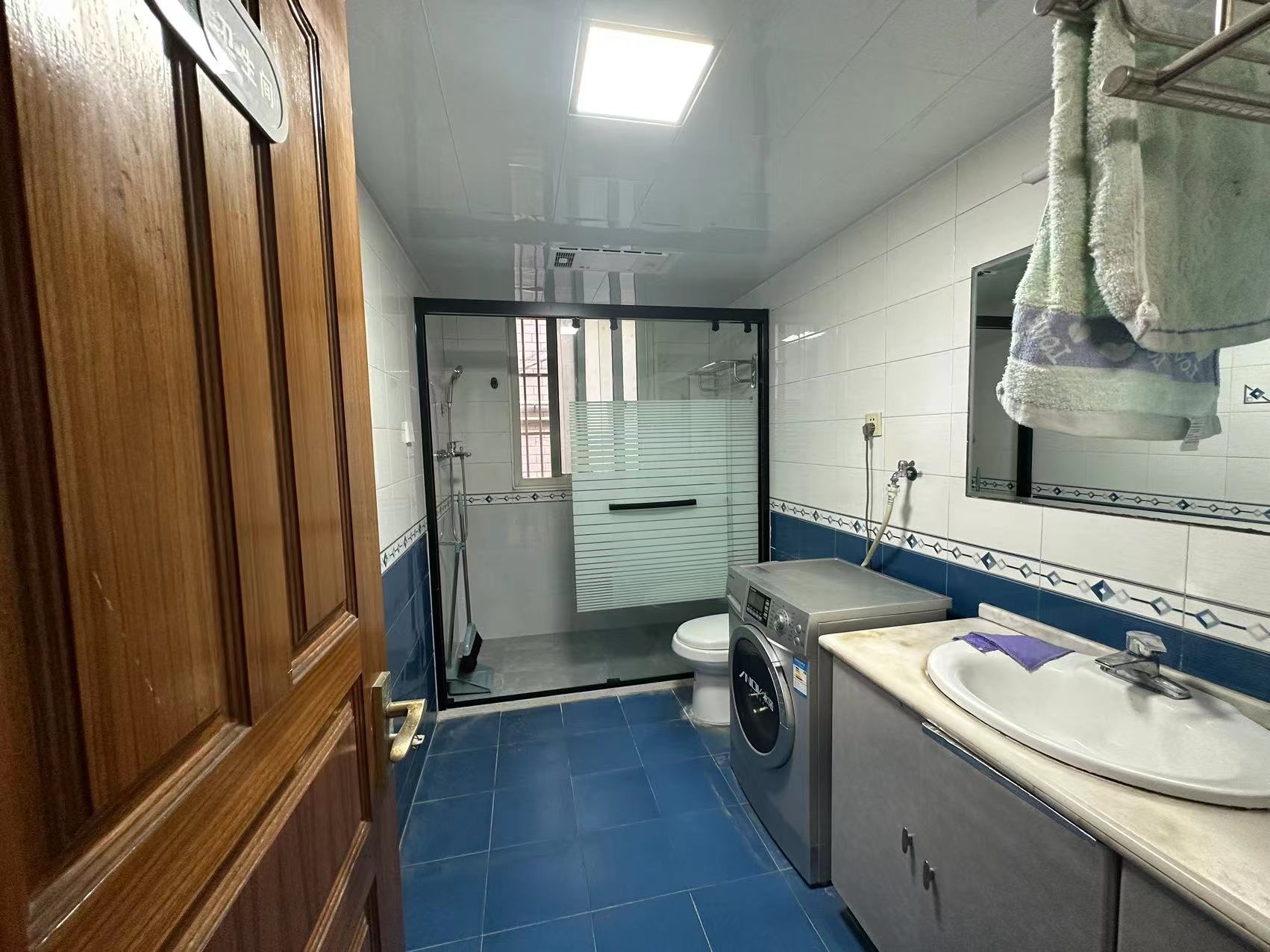 光明南村 3室2厅2卫 133m&sup2;