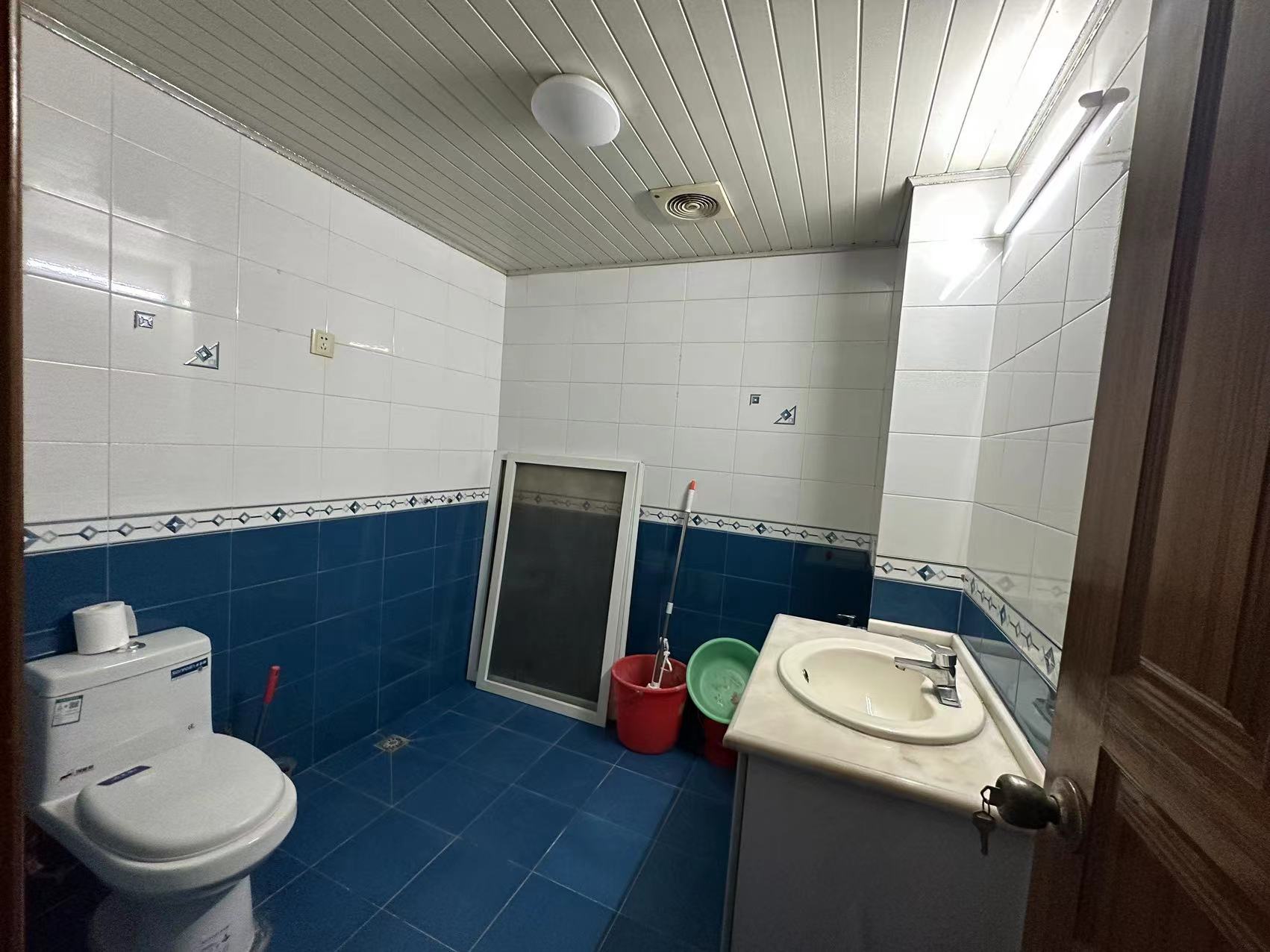 光明南村 3室2厅2卫 133m&sup2;