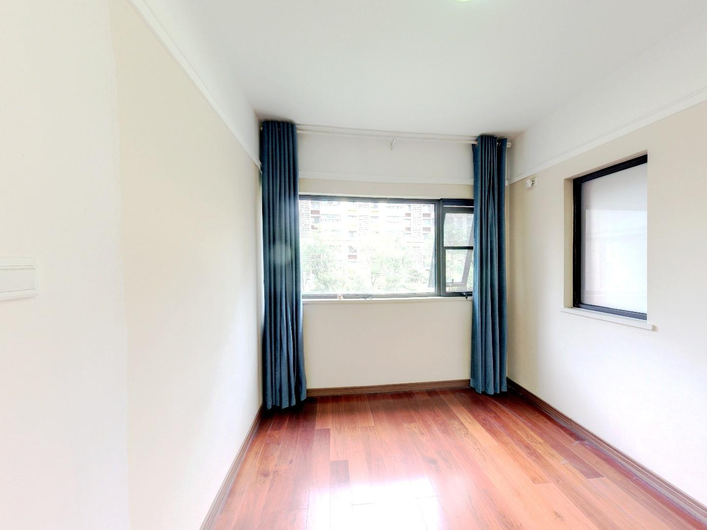 万科公园里一期 3室2厅2卫 120m&sup2;