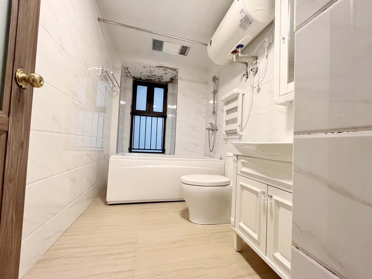 南通碧桂园翡翠华府 4室2厅2卫 143m&sup2;