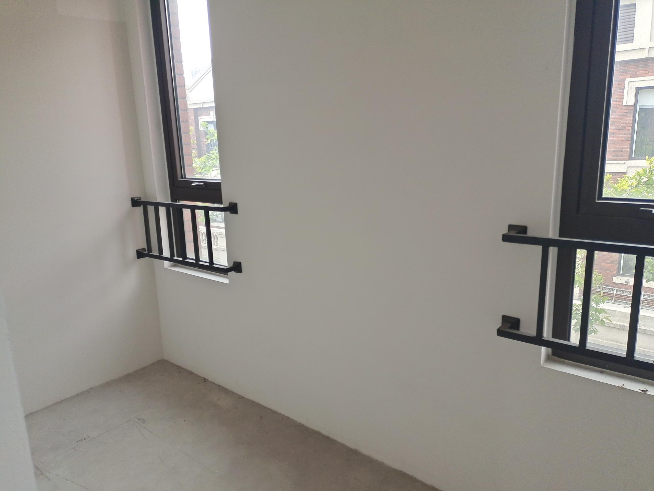 德庆苑 4室2厅3卫 198m&sup2;