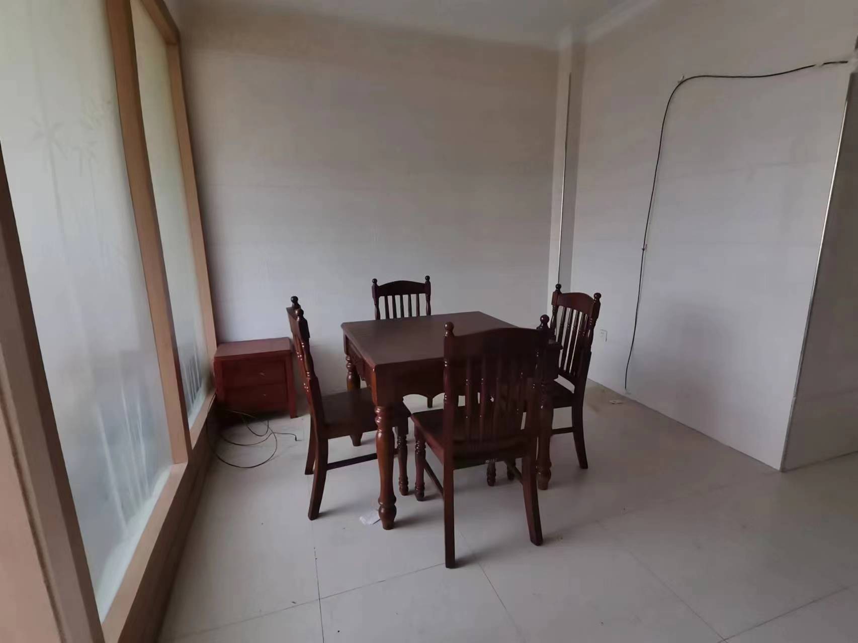五一花苑西区 2室1厅1卫 80m&sup2;