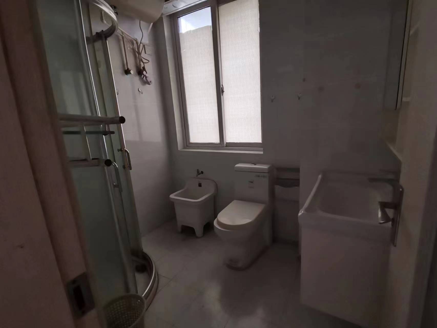 五一花苑西区 2室1厅1卫 80m&sup2;