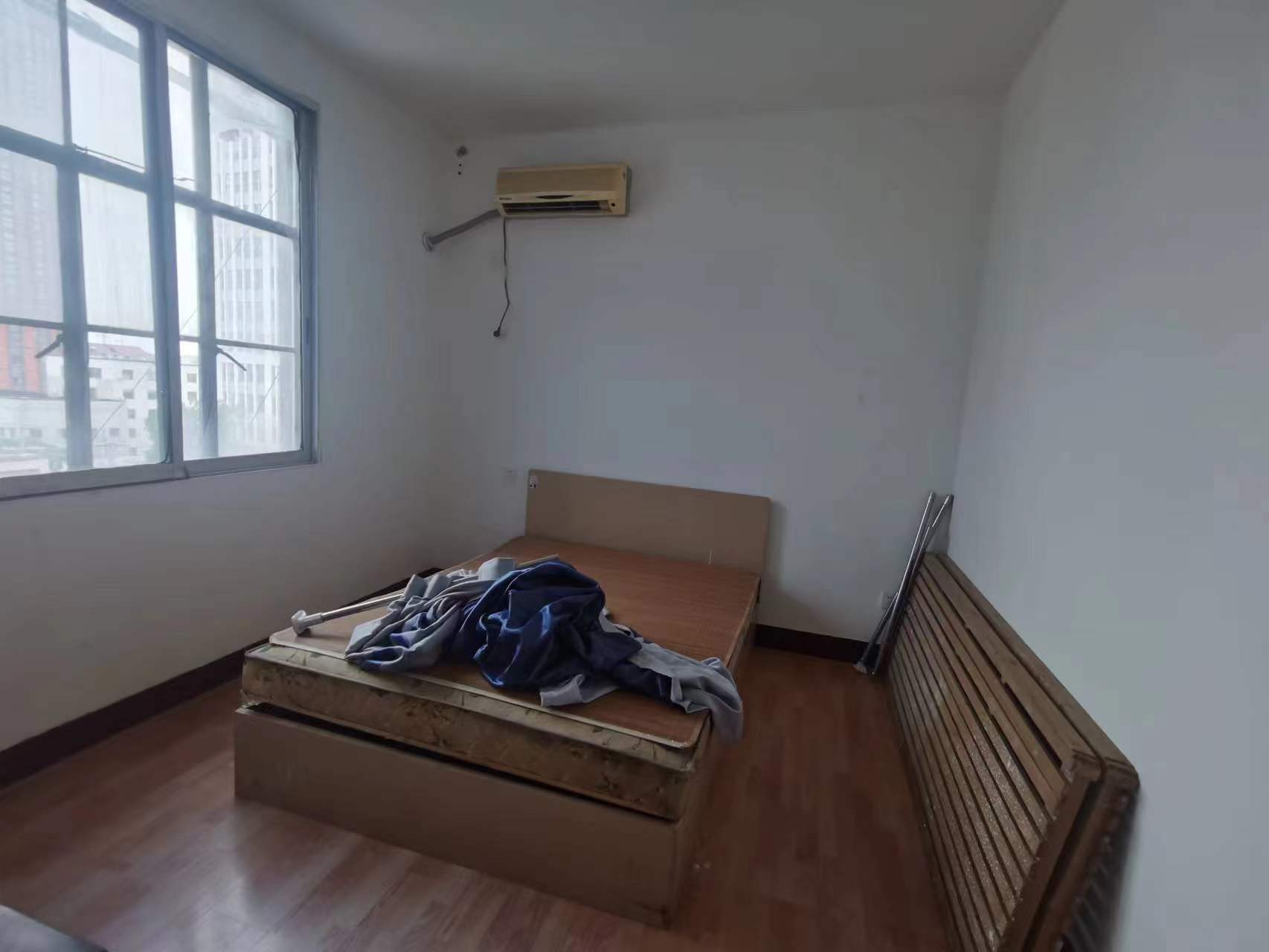 青年中路2号 2室1厅1卫 59.57m²