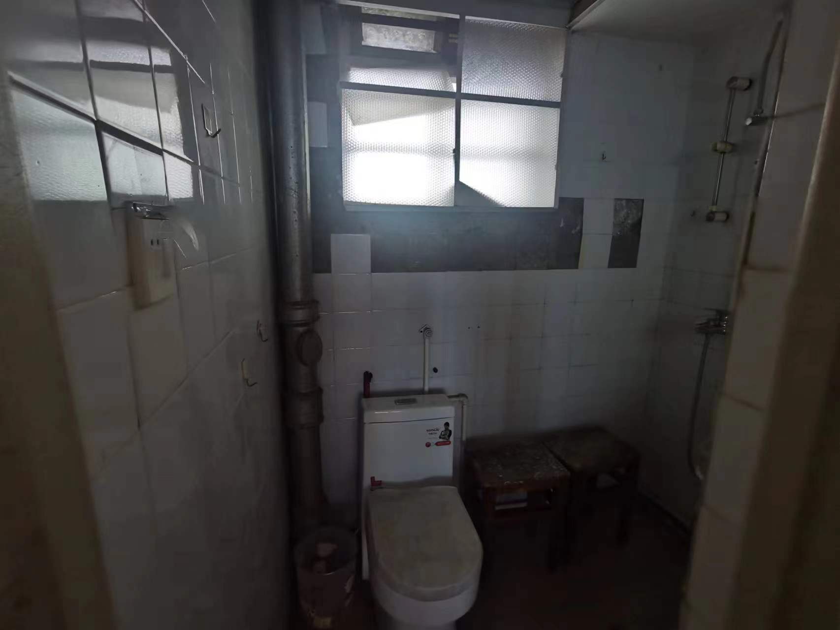 青年中路2号 2室1厅1卫 59.57m²