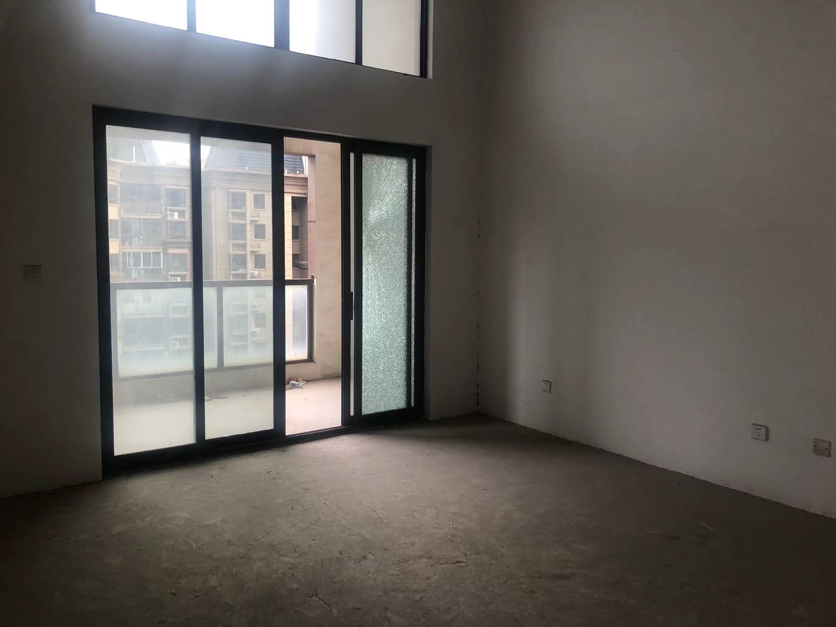 帝奥世伦名郡 5室2厅2卫 265m&sup2;
