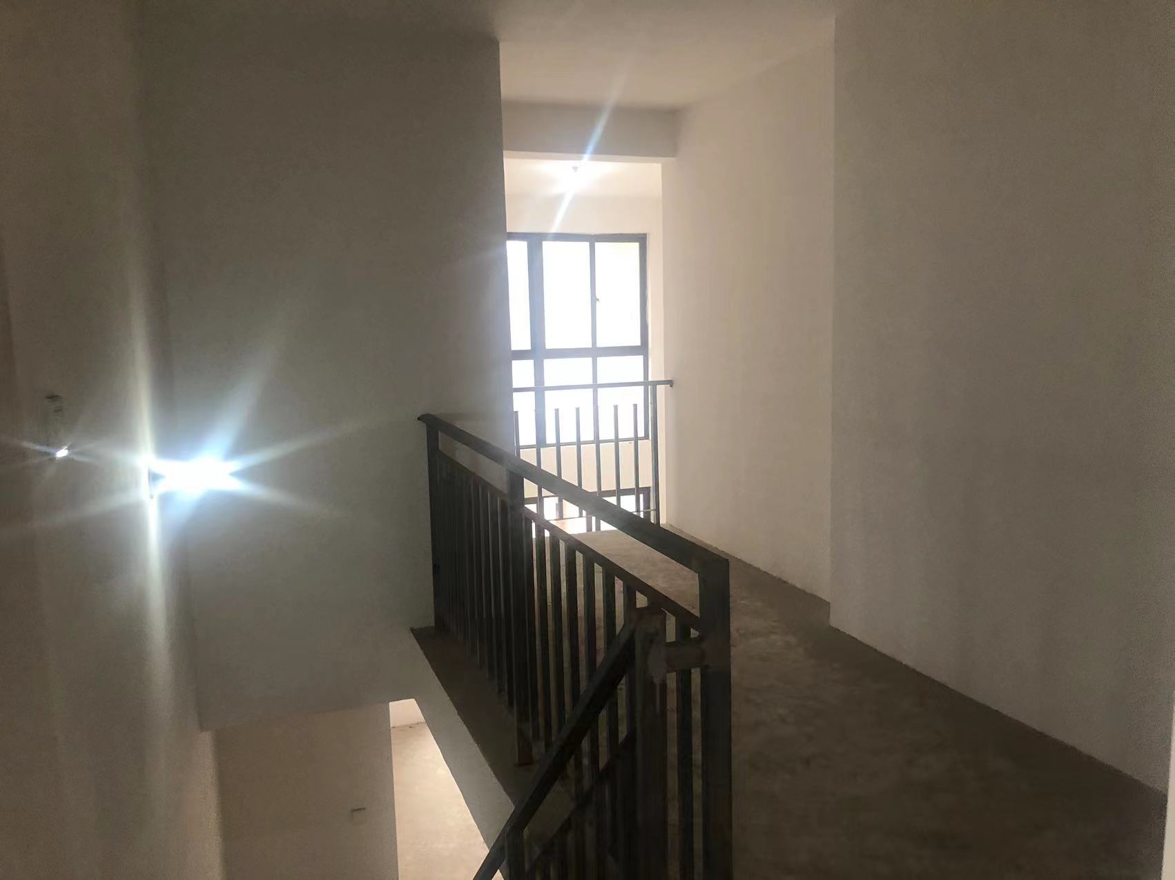 帝奥世伦名郡 5室2厅2卫 265m&sup2;