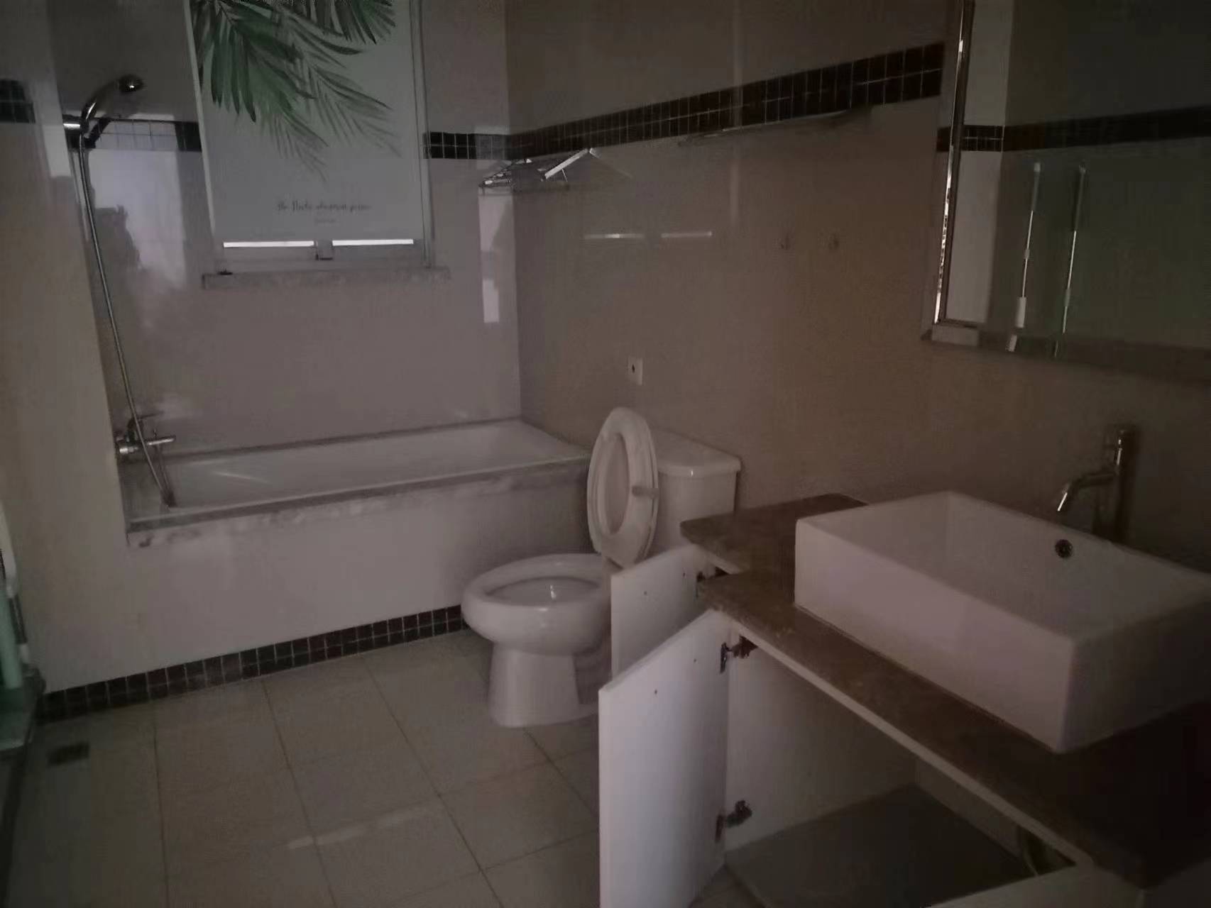 润华国际中心 3室2厅2卫 116.89m&sup2;