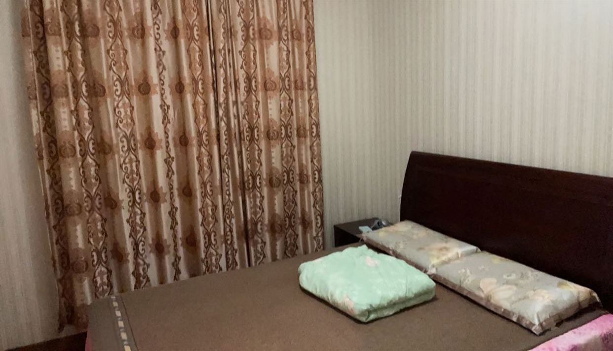 御景華庭 4室2厅2卫 165m&sup2;