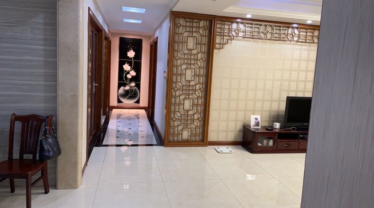 御景華庭 4室2厅2卫 165m²