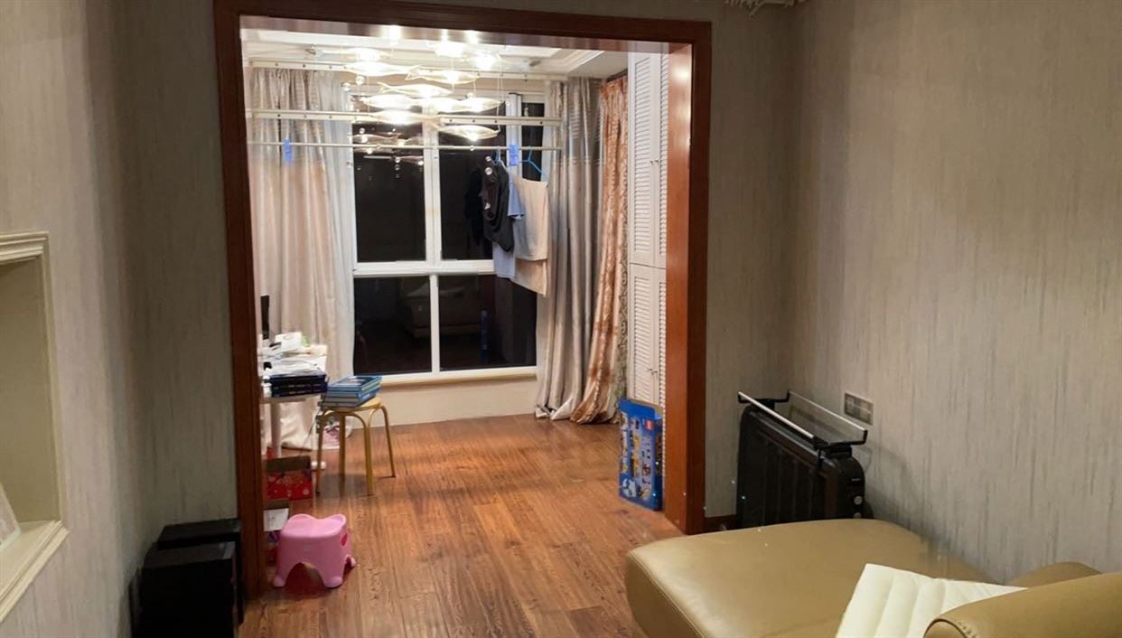 御景華庭 4室2厅2卫 165m&sup2;
