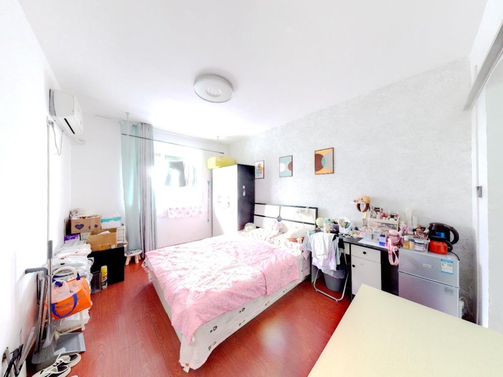 三里墩花苑 1室0厅1卫 25m&sup2;