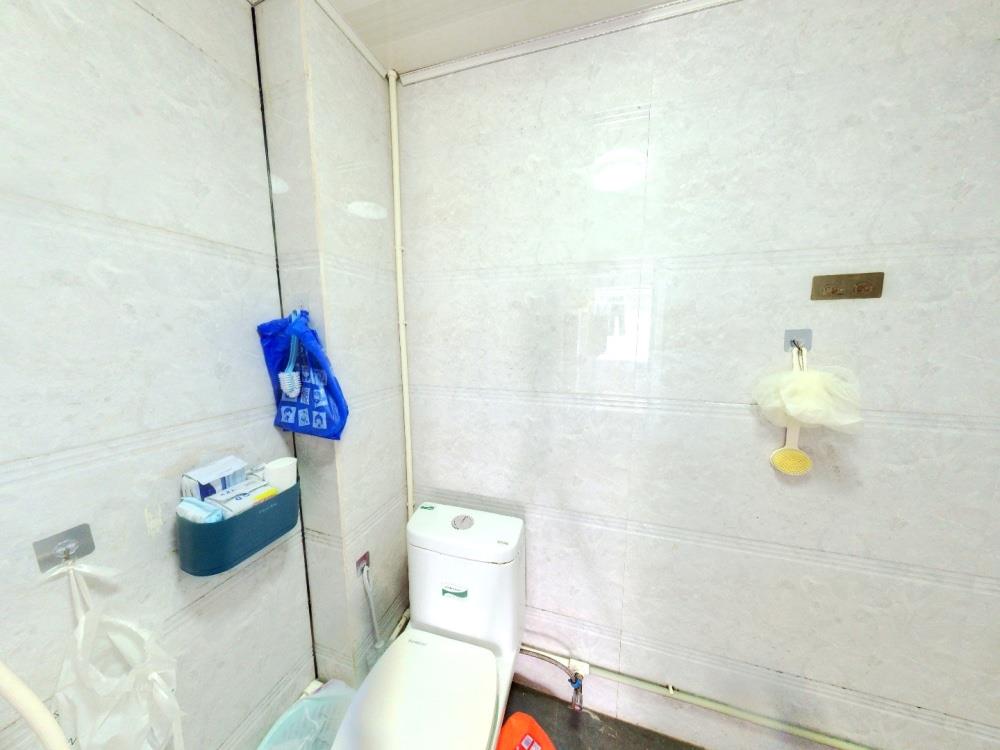 三里墩花苑 1室0厅1卫 25m&sup2;